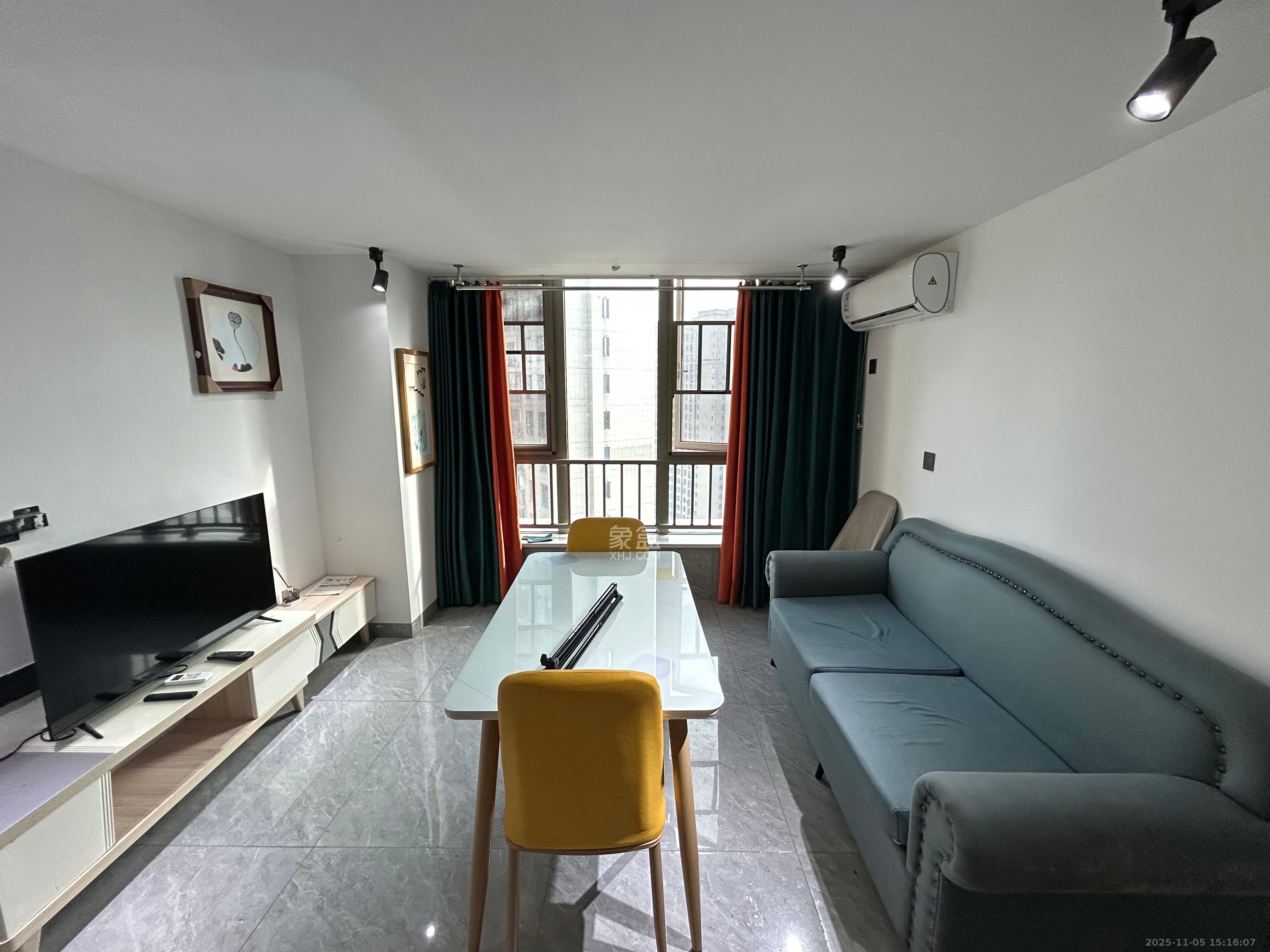 梅溪湖金茂湾 2室1厅1卫 1900.0元/月 梅溪湖金茂湾 2室1厅1卫 1900.0元/月室内图