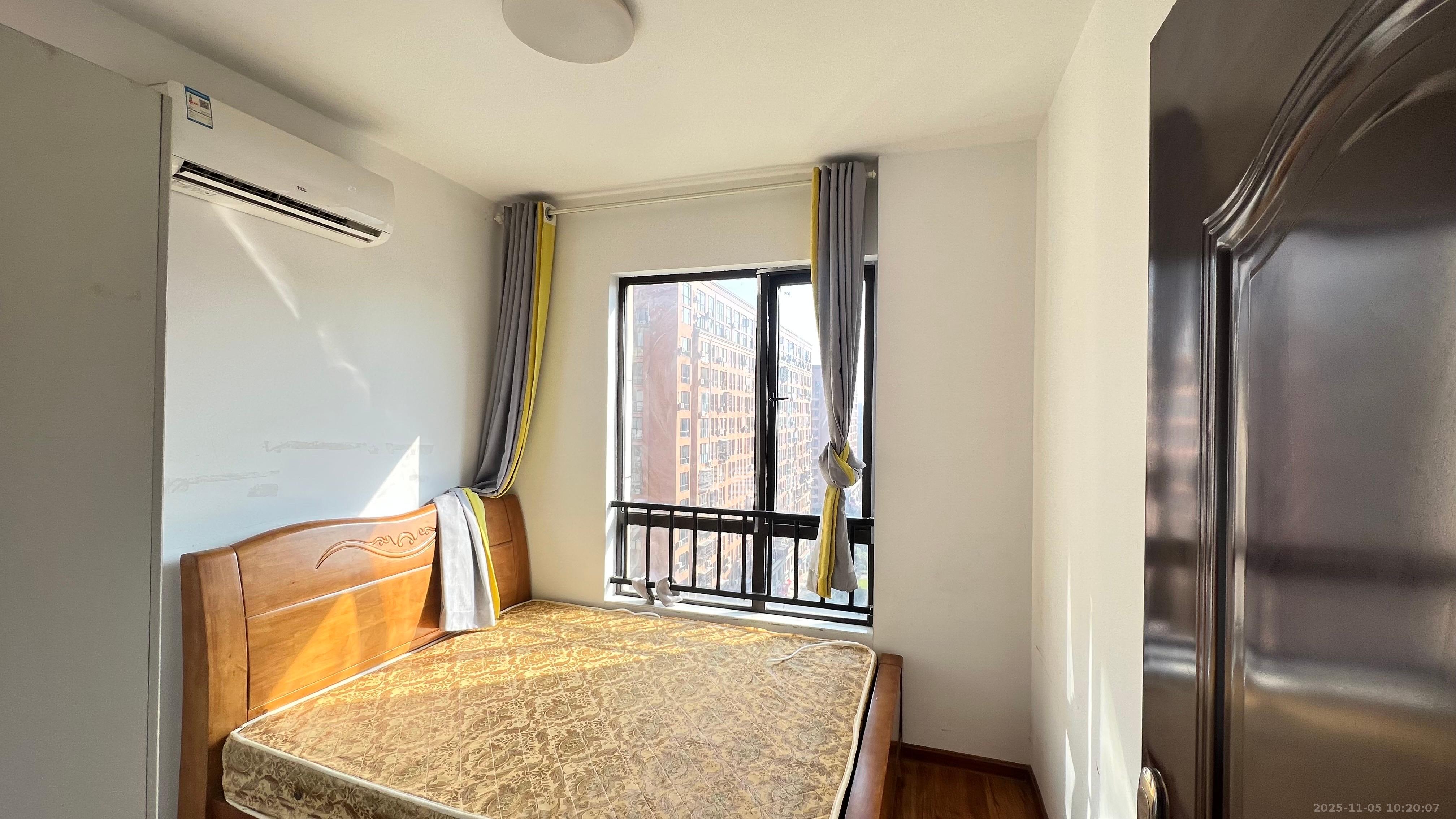 鑫远悦城（鑫远悦时代）  1室3厅1卫    2300.0元/月室内图