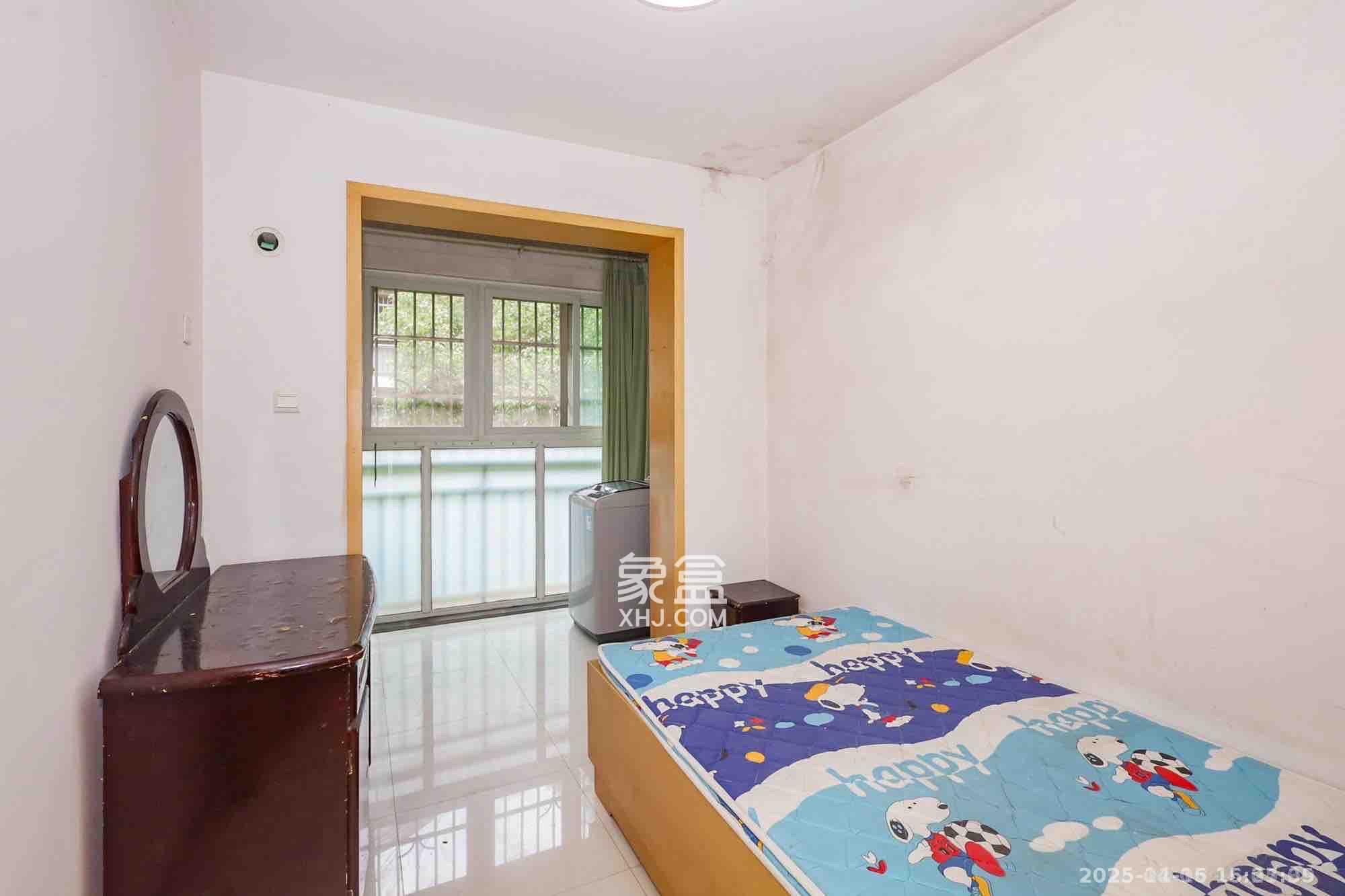 新诚小区 2室2厅1卫 1500.0元/月 新诚小区 2室2厅1卫 1500.0元/月室内图