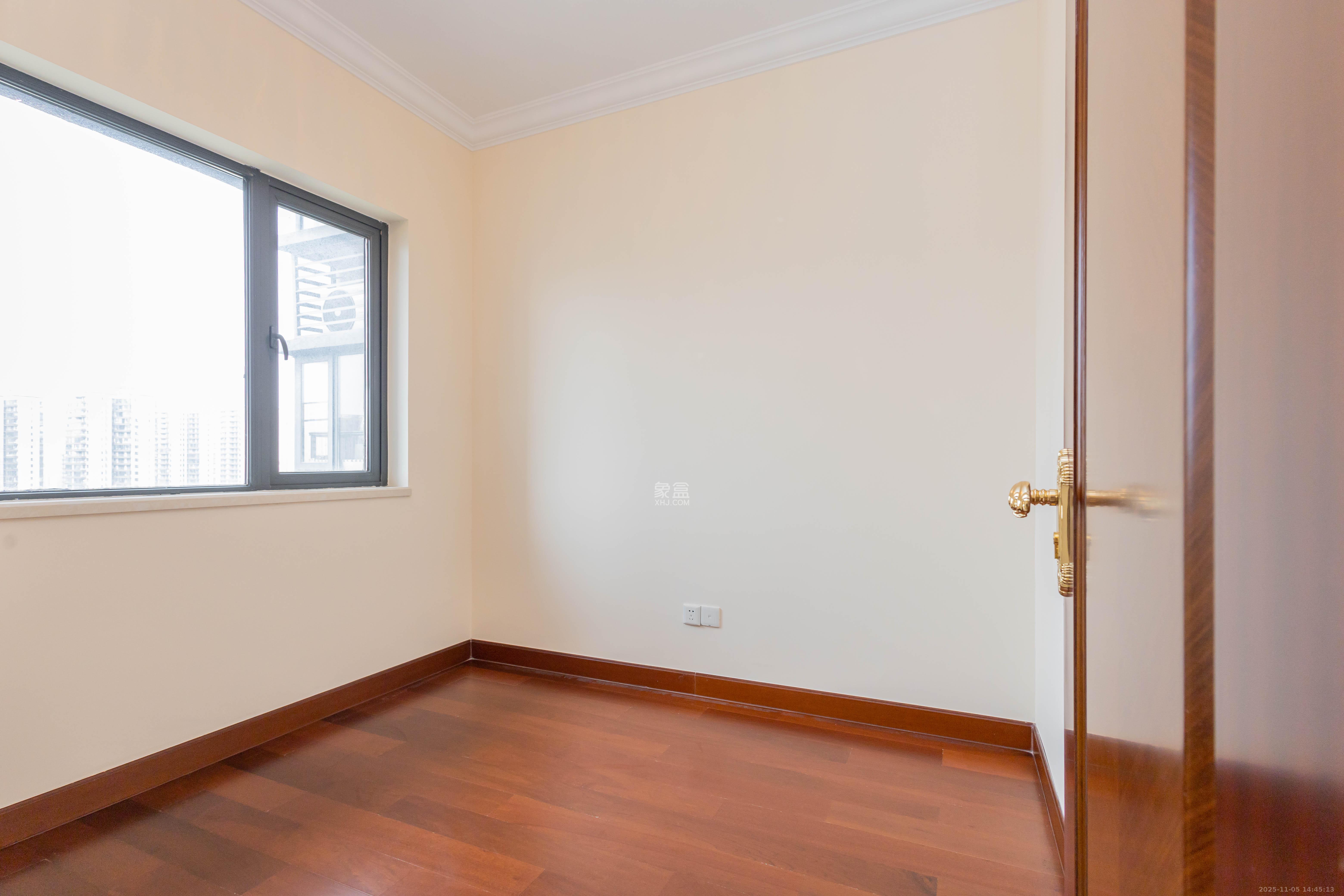 恒大江湾  3室2厅0卫    78.0万卧室