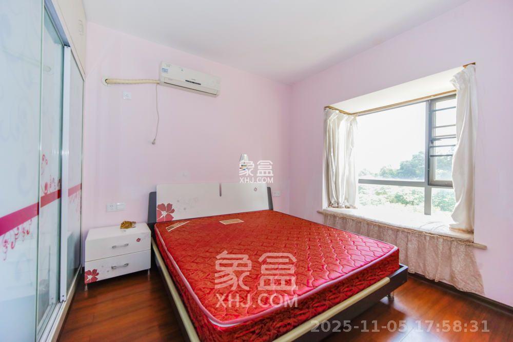 上海城小区  2室2厅1卫    2000.0元/月室内图