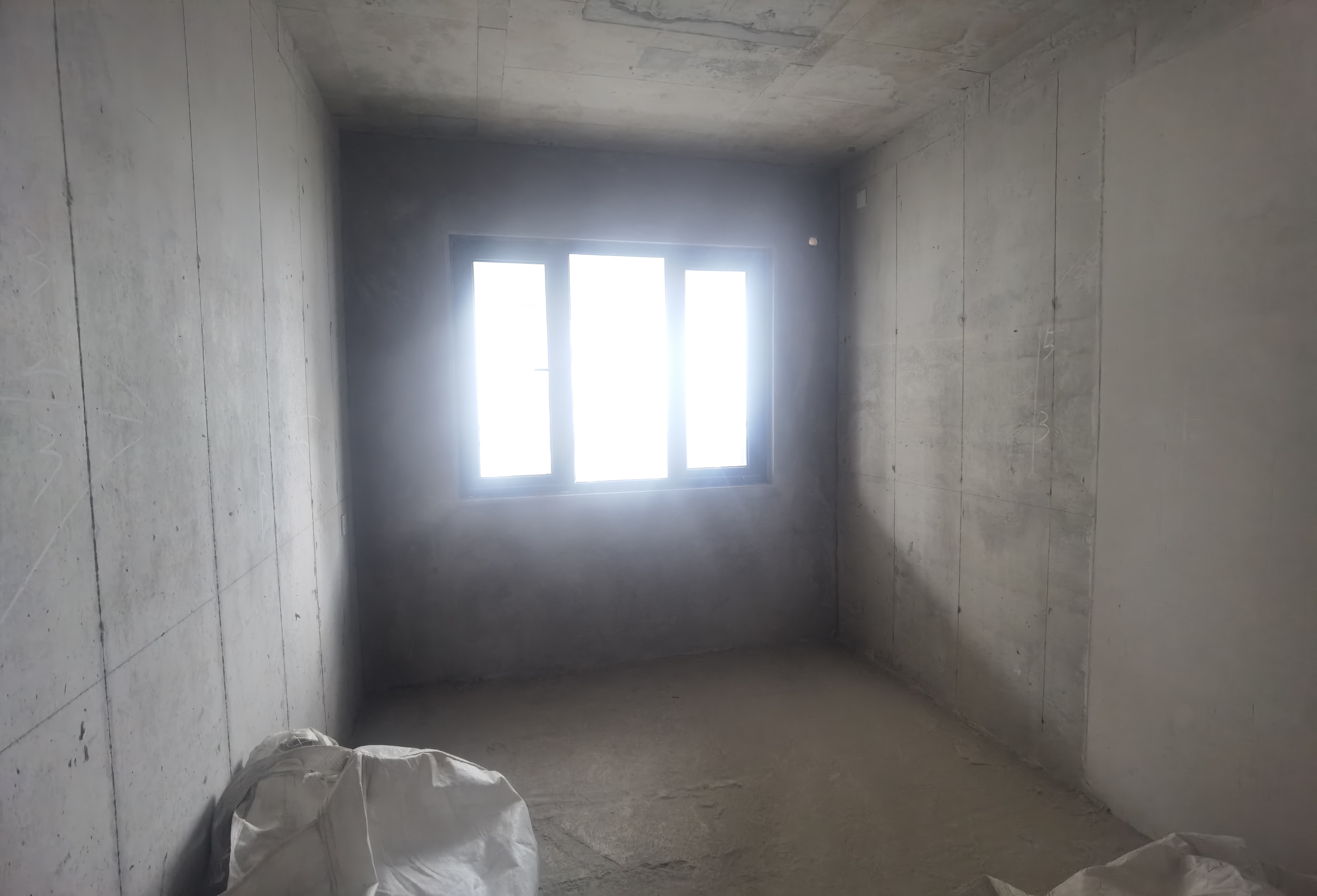 碧桂园正央时代  3室2厅2卫    50.0万客厅