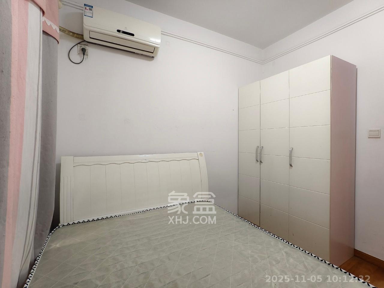 中海国际三期  3室2厅2卫    2100.0元/月室内图