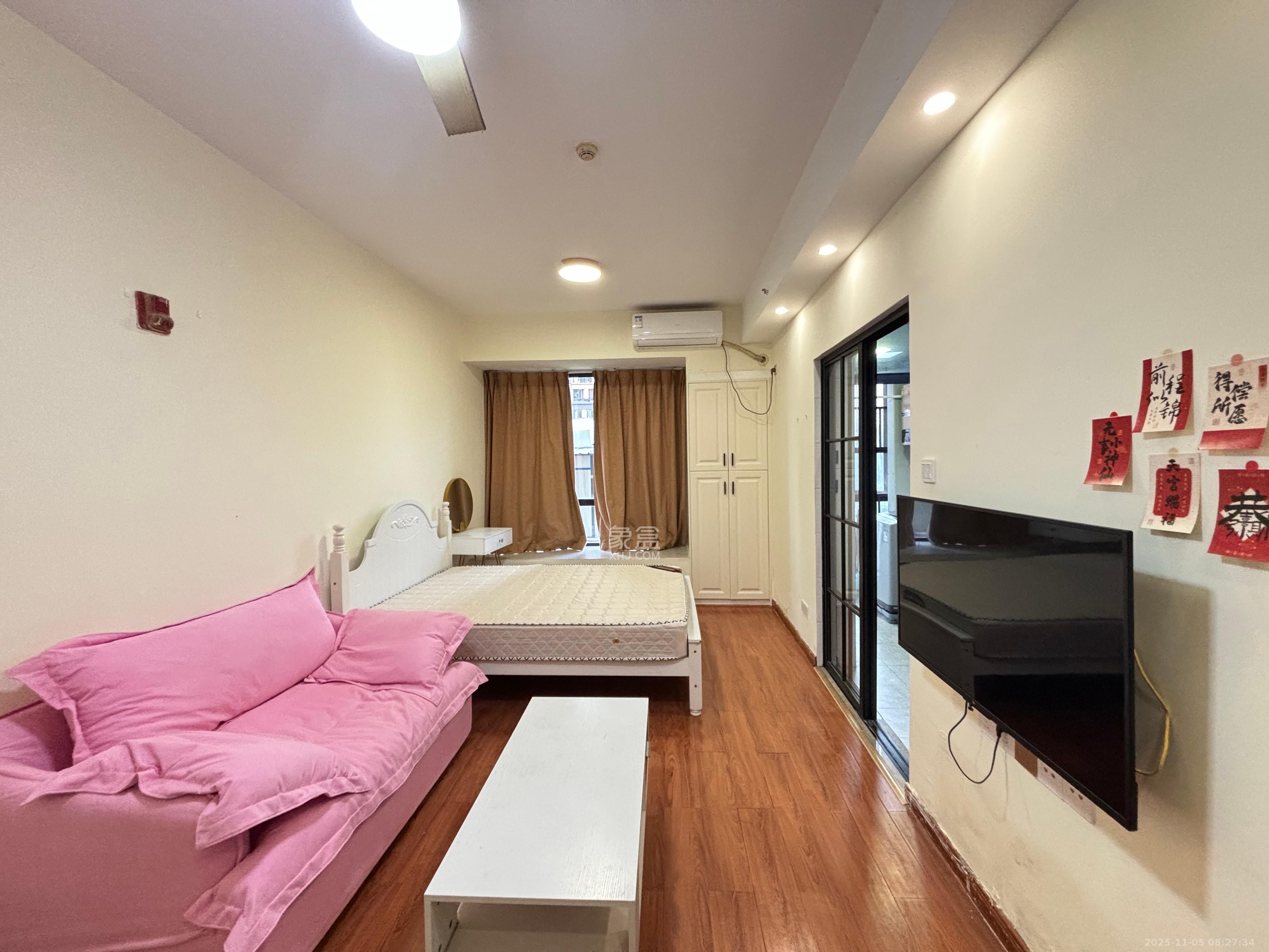 荣悦台  1室1厅1卫    1800.0元/月