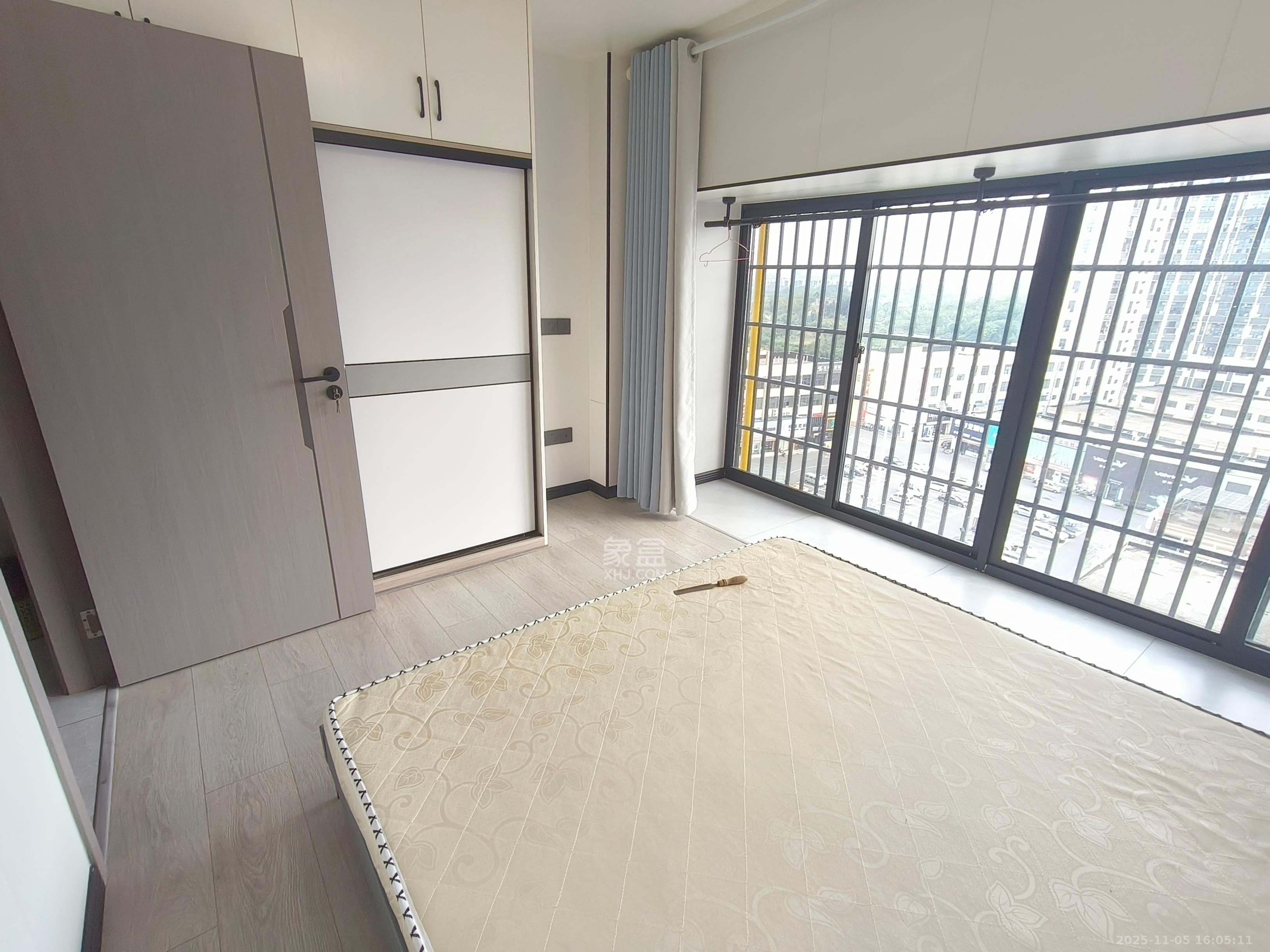 联海商贸城  3室2厅1卫    1100.0元/月室内图