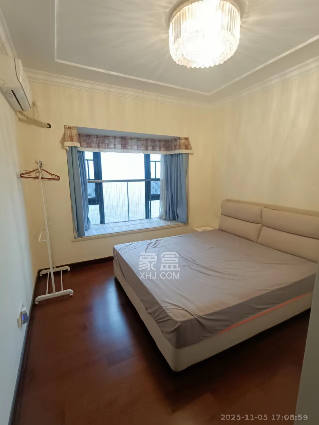 恒大御景天下城一期  3室2厅1卫    2100.0元/月室内图