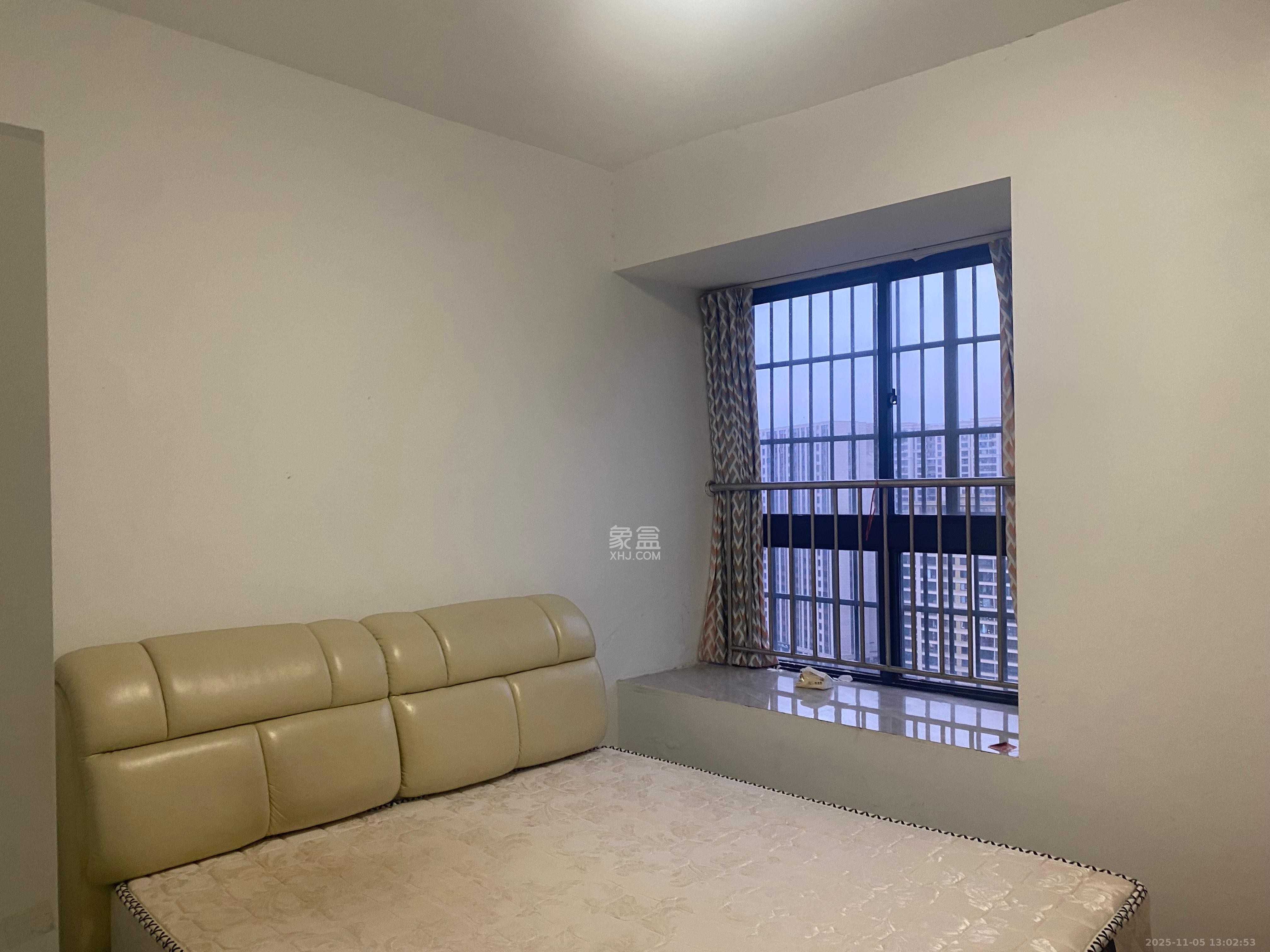 香芙嘉园（广铁湘府嘉园）  3室1厅1卫    2600.0元/月室内图