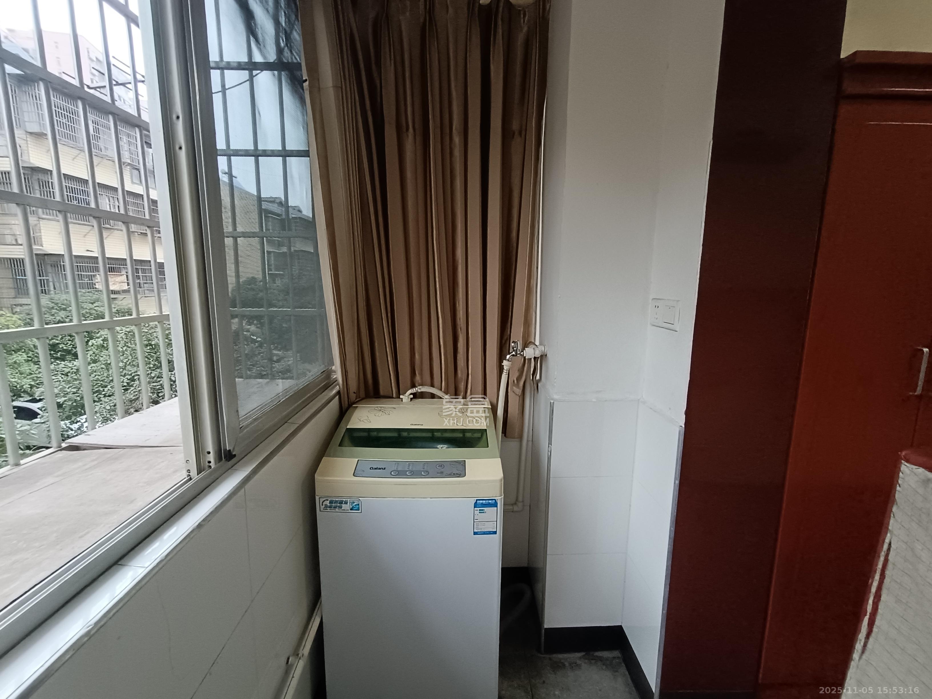 府后路安置小区(道坡小区) 1室1厅1卫 800.0元/月 府后路安置小区(道坡小区) 1室1厅1卫 800.0元/月室内图