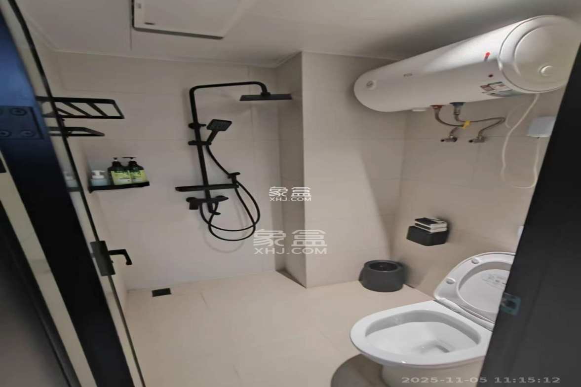 中天广场 1室1厅1卫 1800.0元/月 中天广场 1室1厅1卫 1800.0元/月室内图