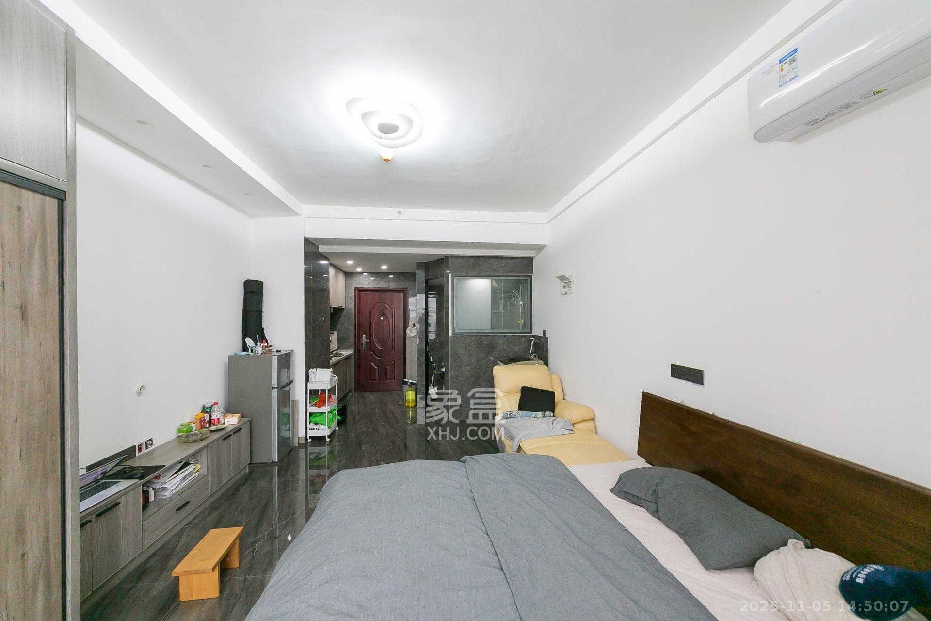 中云公寓  1室0厅1卫    1800.0元/月