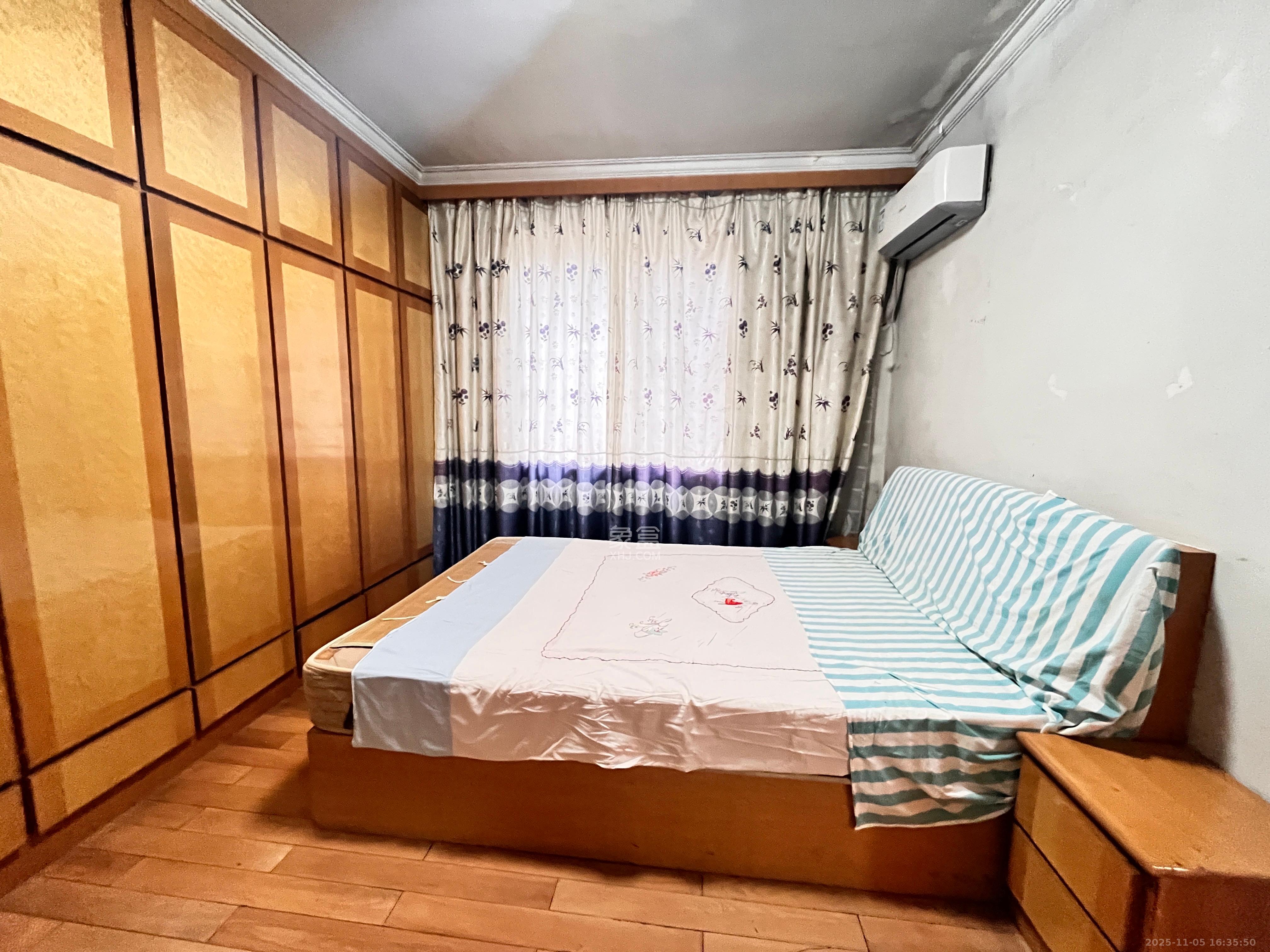 德政园  2室2厅1卫    1800.0元/月室内图