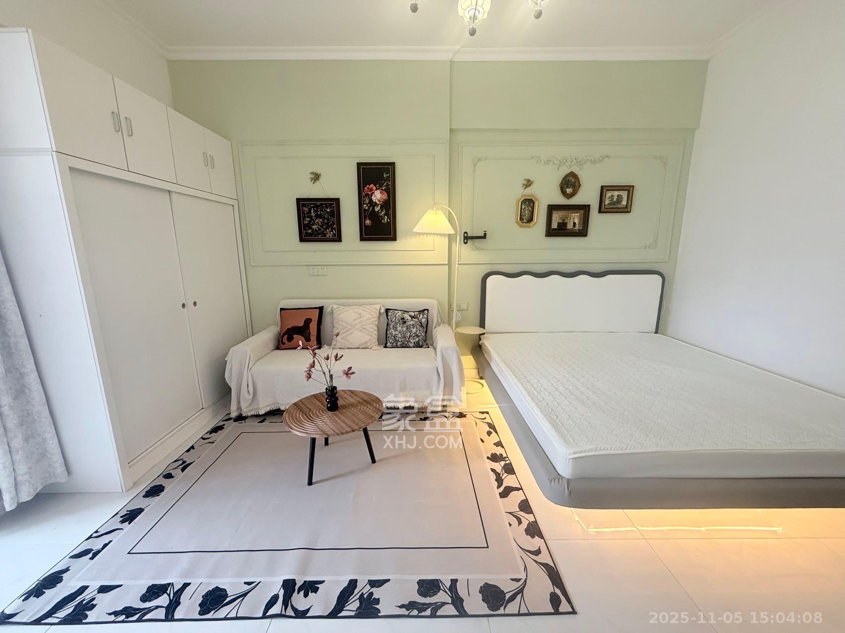 国泰九龙湾  1室0厅0卫    1700.0元/月