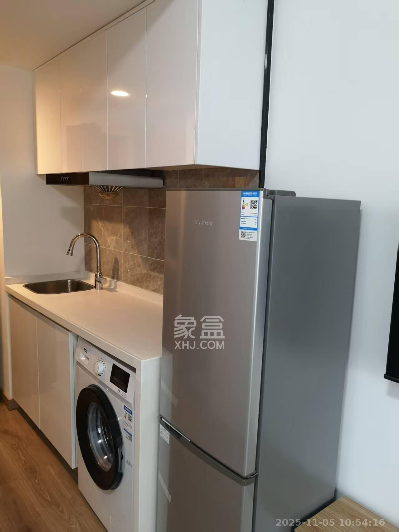 新城和樾(新城和樾公馆) 1室1厅1卫 1230.0元/月 新城和樾(新城和樾公馆) 1室1厅1卫 1230.0元/月室内图