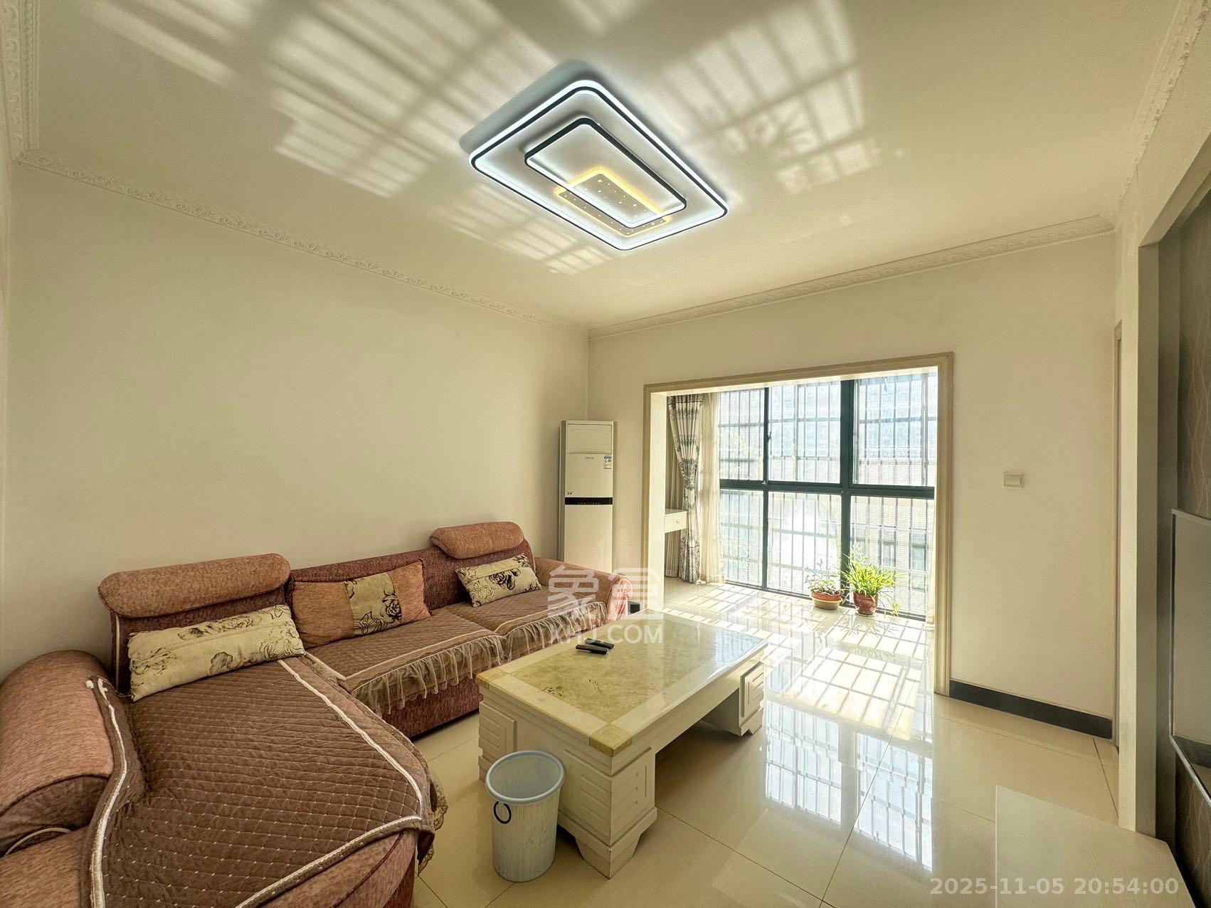 鑫科明珠 3室2厅1卫 2300.0元/月 鑫科明珠 3室2厅1卫 2300.0元/月室内图