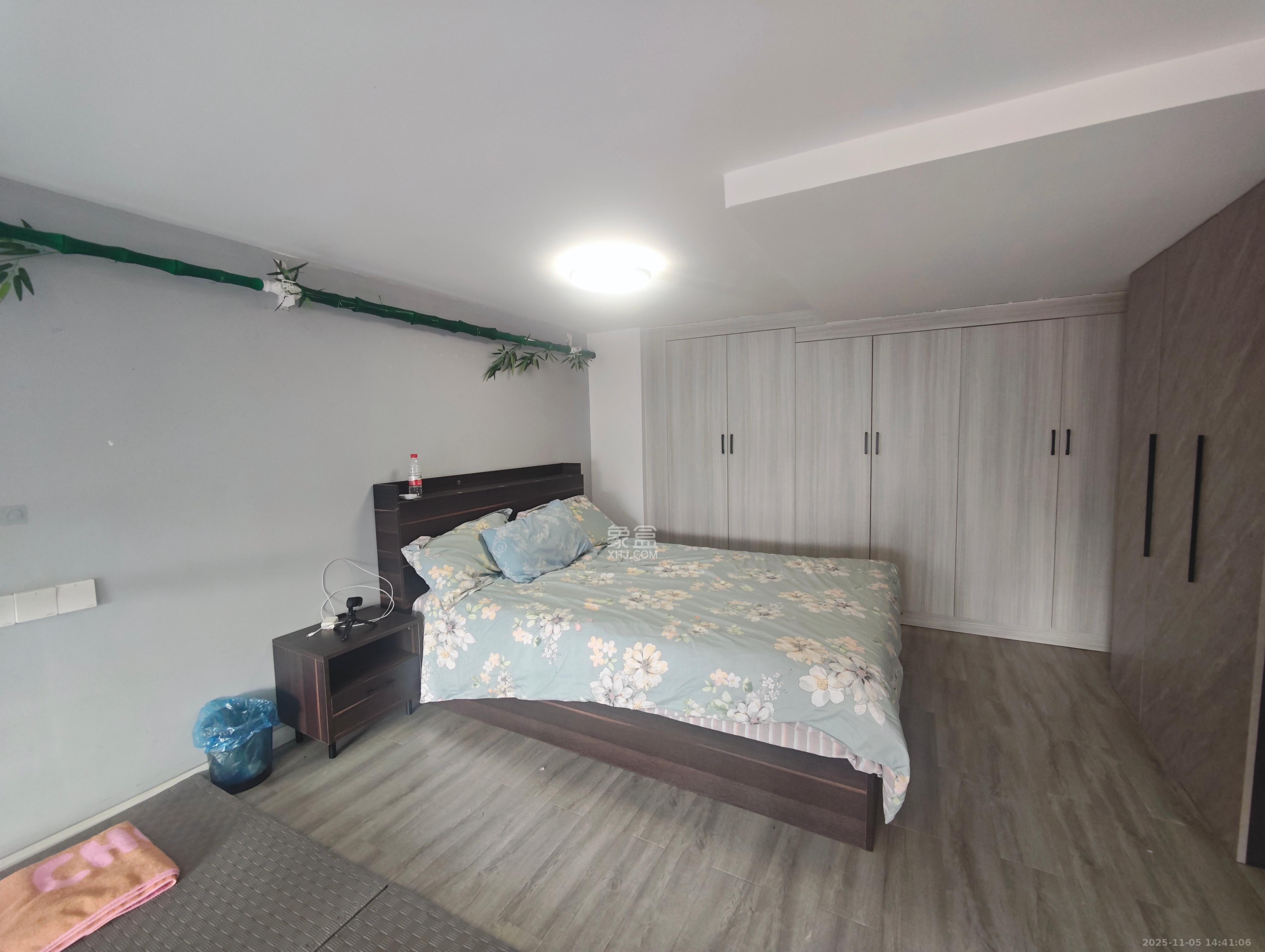 芙蓉万国城MOMA（卓越汇富苑）  1室0厅0卫    1500.0元/月室内图