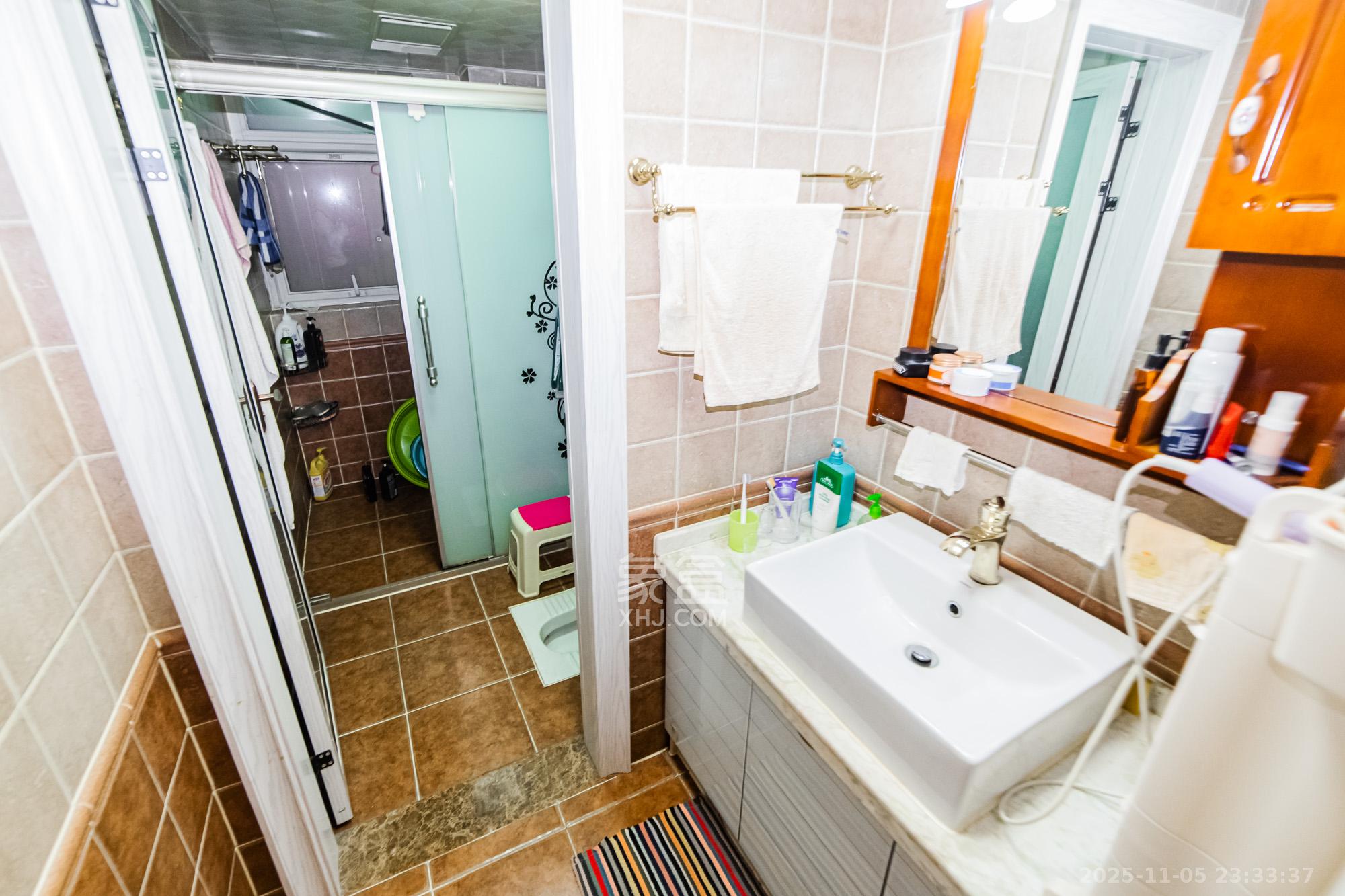 北辰三角洲E3区 3室2厅2卫 145.0万 北辰三角洲E3区 3室2厅2卫 145.0万卫生间