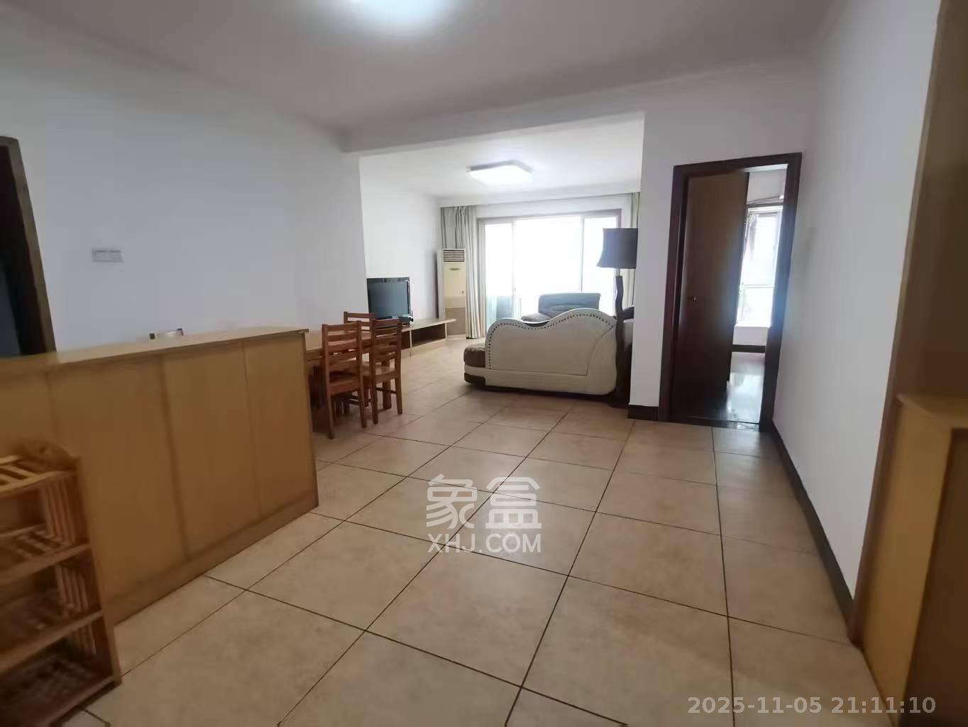 柠檬丽都 3室2厅2卫 2400.0元/月 柠檬丽都 3室2厅2卫 2400.0元/月室内图