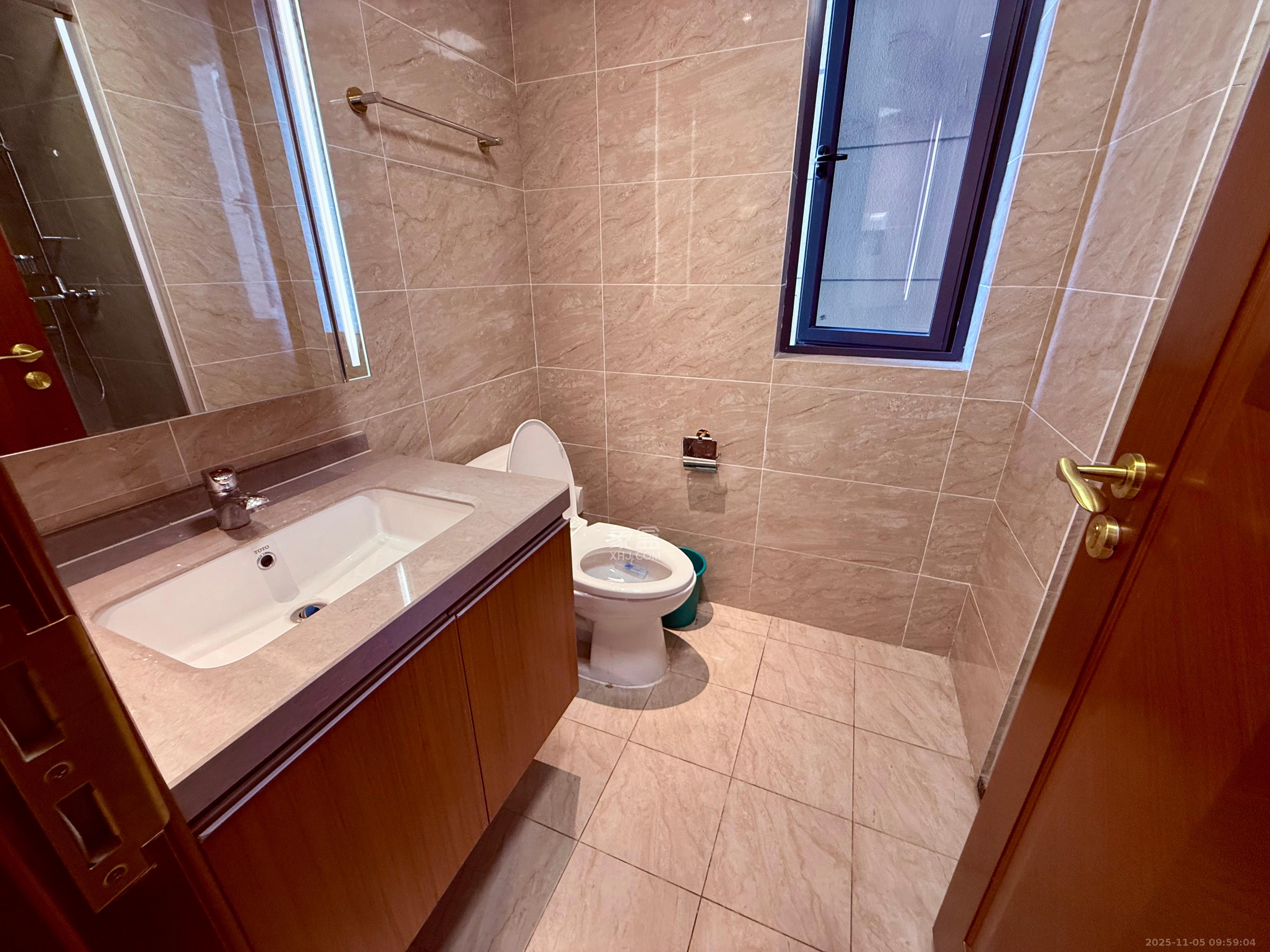 恒大雅苑  3室2厅2卫    3100.0元/月室内图