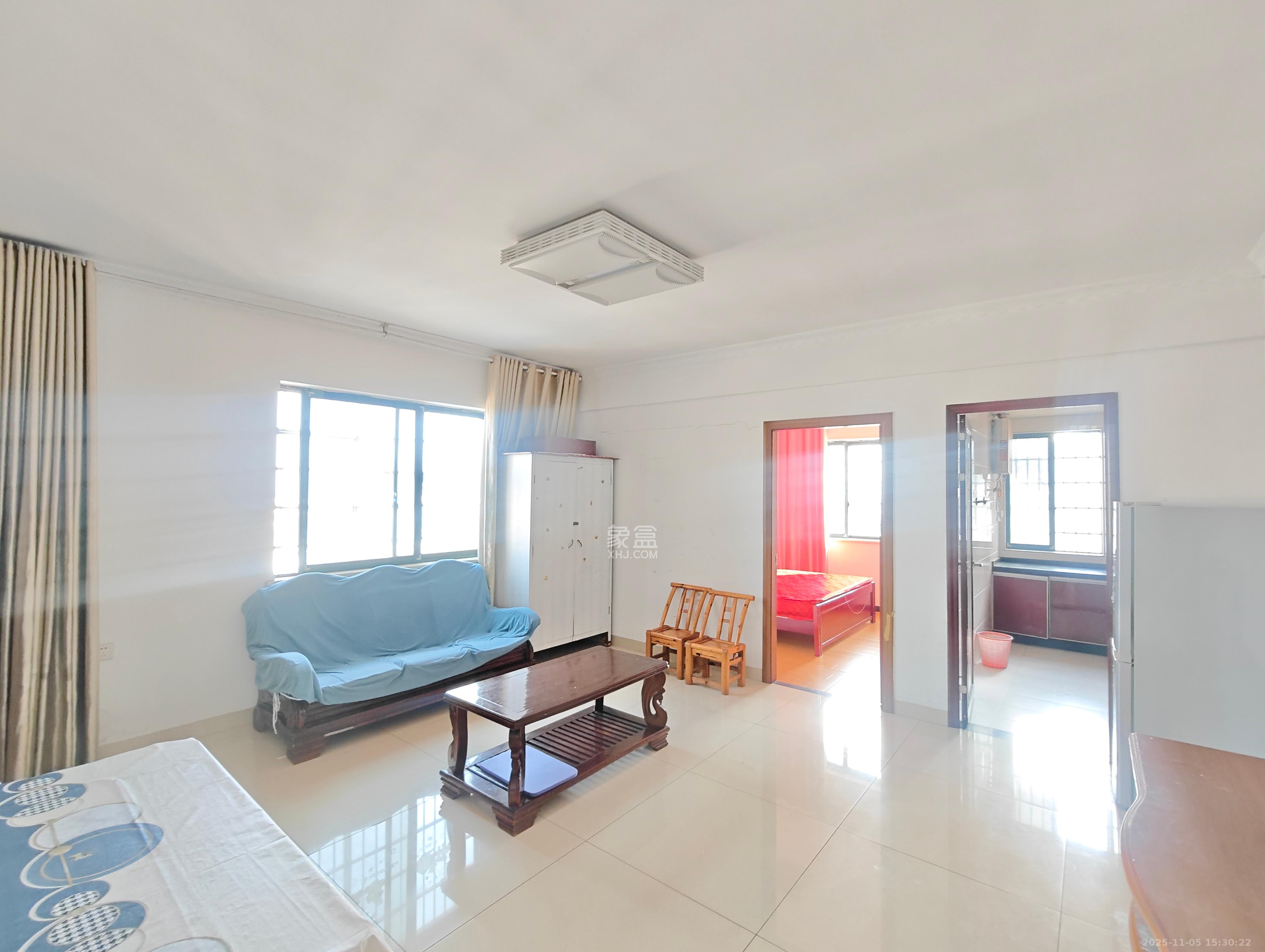 滨水名都  1室1厅1卫    1100.0元/月