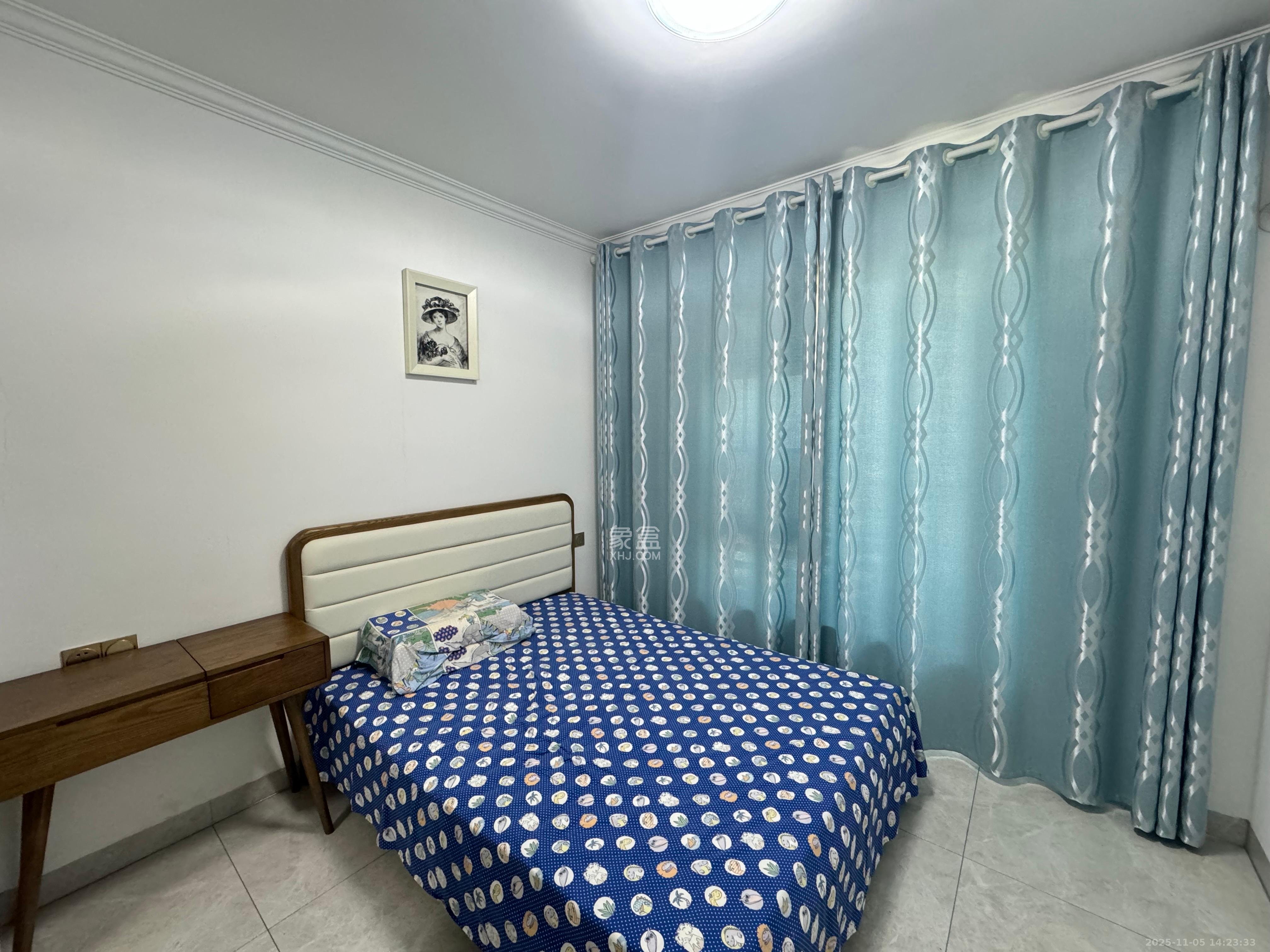 上园商住小区  3室2厅1卫    3500.0元/月室内图