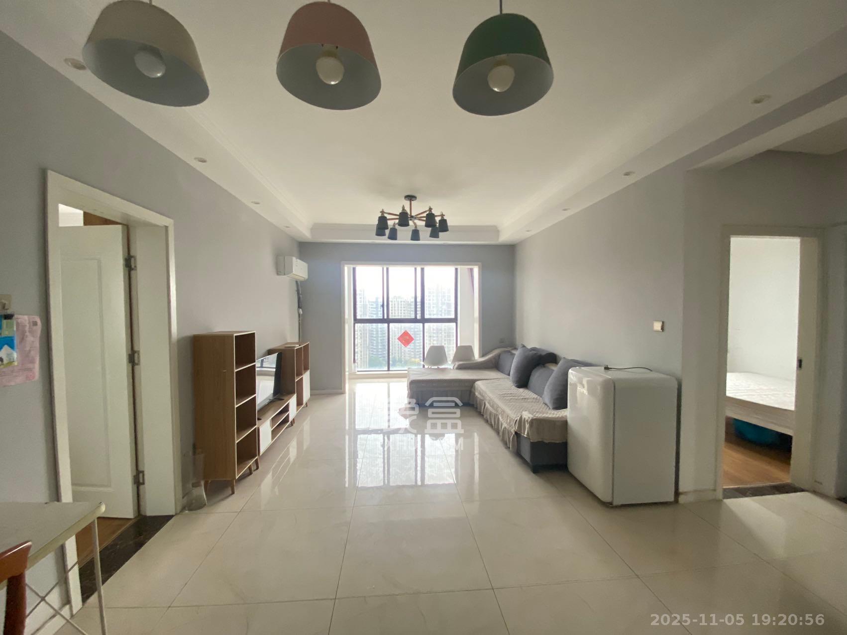 中建信和城  3室2厅2卫    3100.0元/月室内图