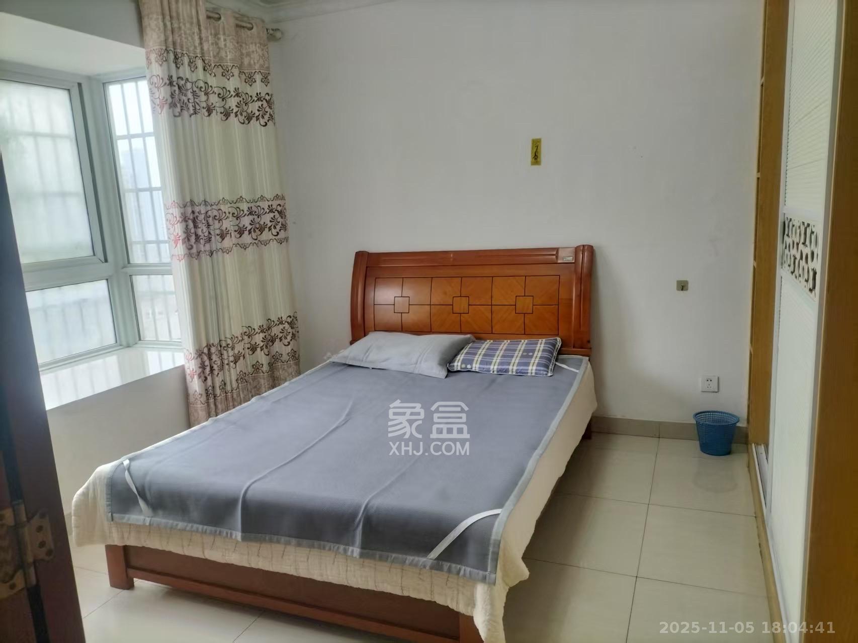 骑龙安置小区  2室2厅1卫    1800.0元/月室内图