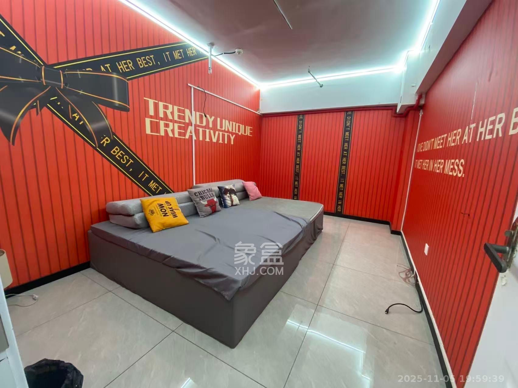 新世界百货（湖南供销大厦）  6室1厅1卫    6000.0元/月室内图