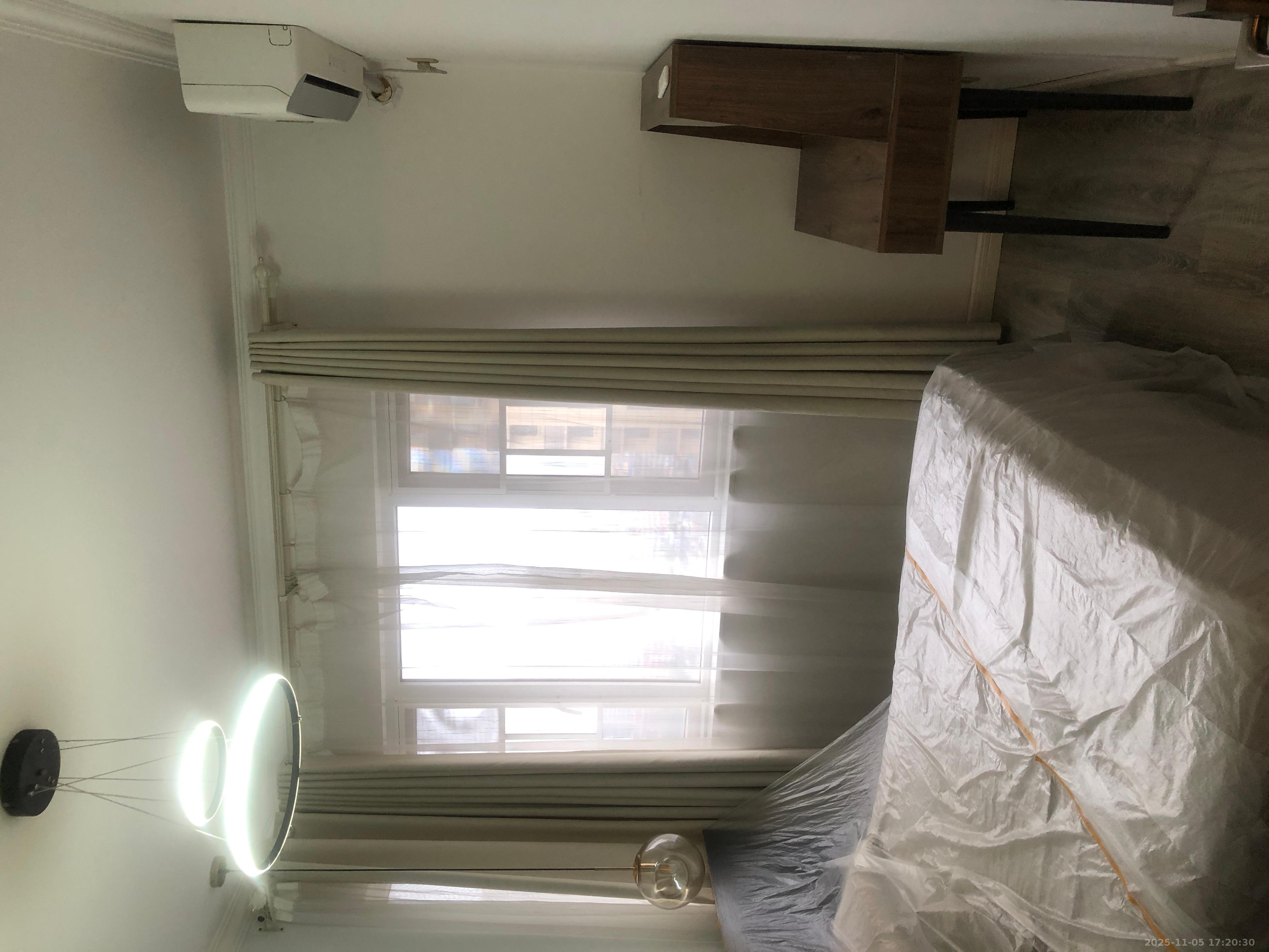 保利香槟国际  2室2厅1卫    2280.0元/月室内图