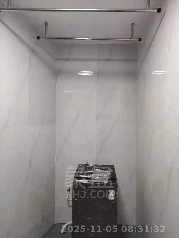 大江观邸-富基花园  5室2厅2卫    2800.0元/月室内图