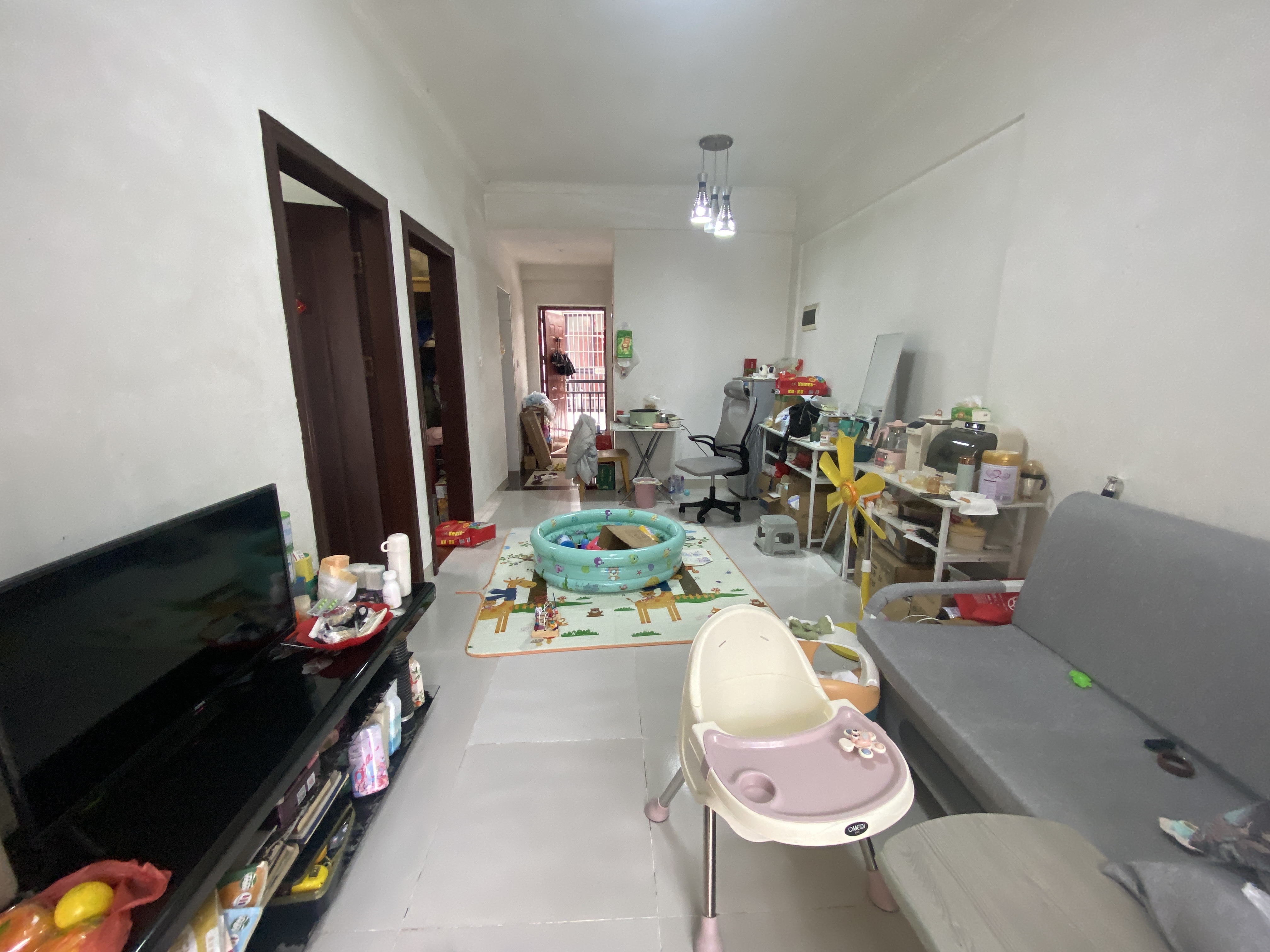 凤翔花园(A区) 2室2厅1卫 1600.0元/月 凤翔花园(A区) 2室2厅1卫 1600.0元/月户型图