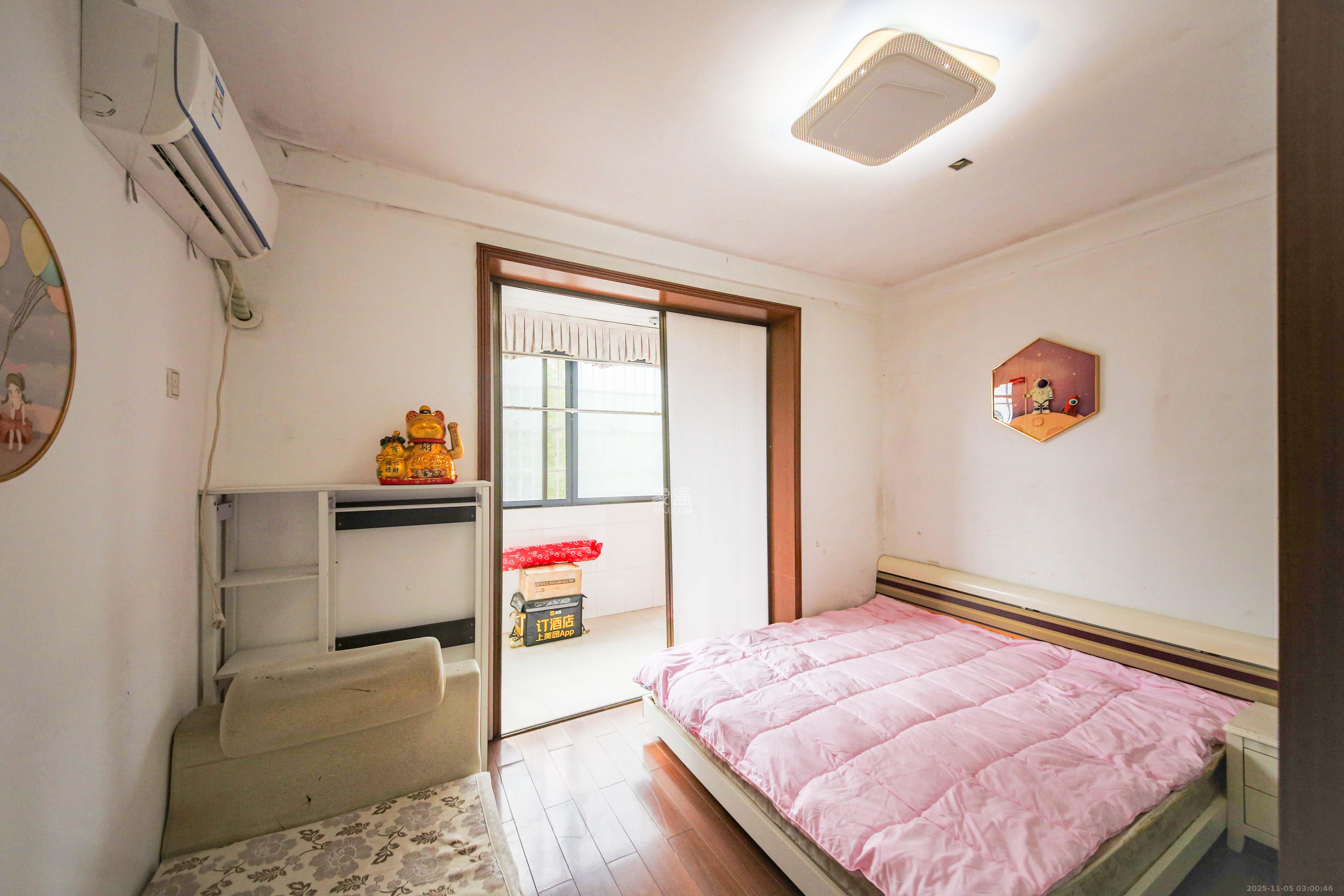 旺坤家园 3室2厅1卫 59.8万 旺坤家园 3室2厅1卫 59.8万卧室