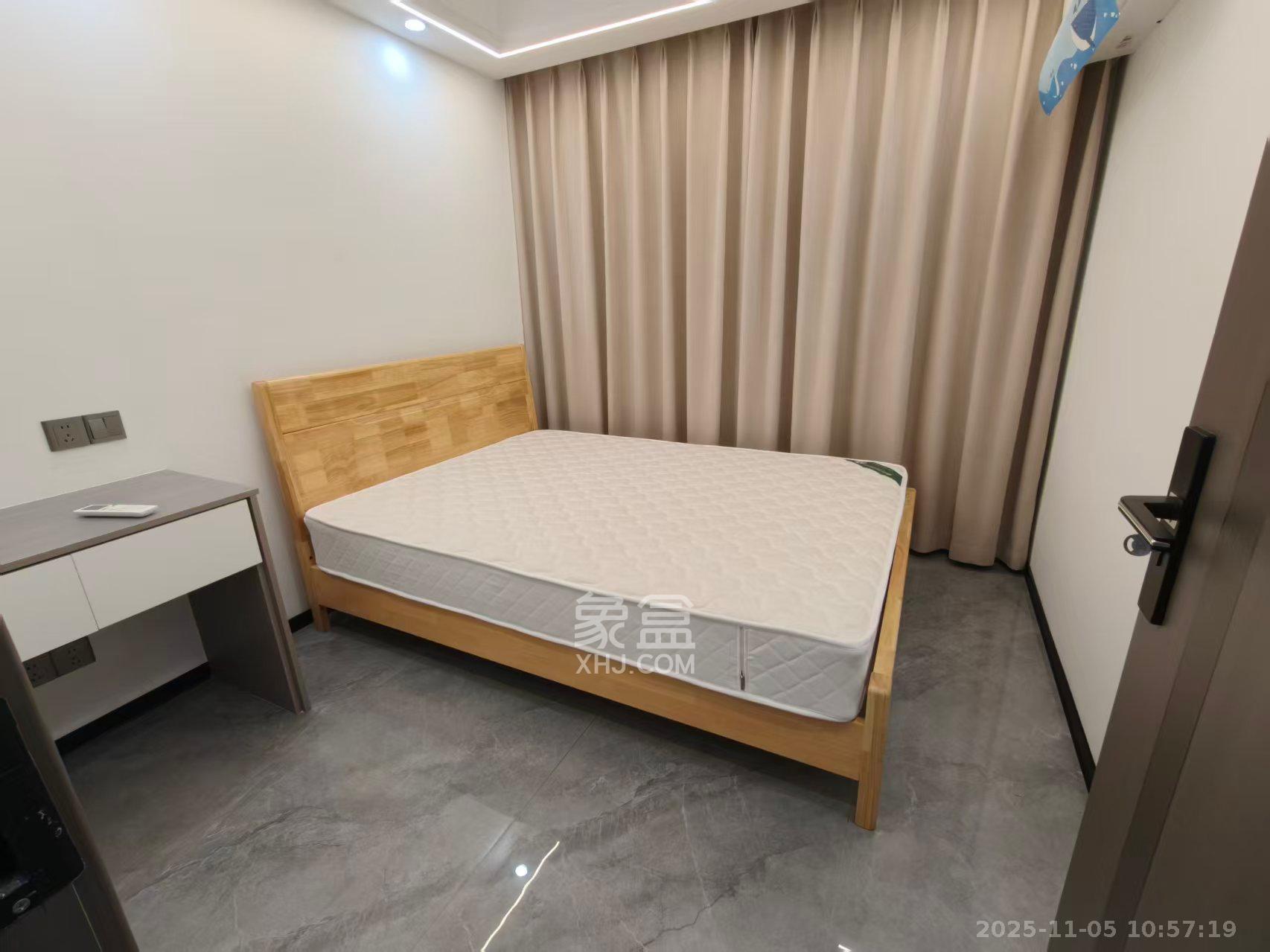 旭辉香樟公馆 3室2厅2卫 3300.0元/月 旭辉香樟公馆 3室2厅2卫 3300.0元/月室内图