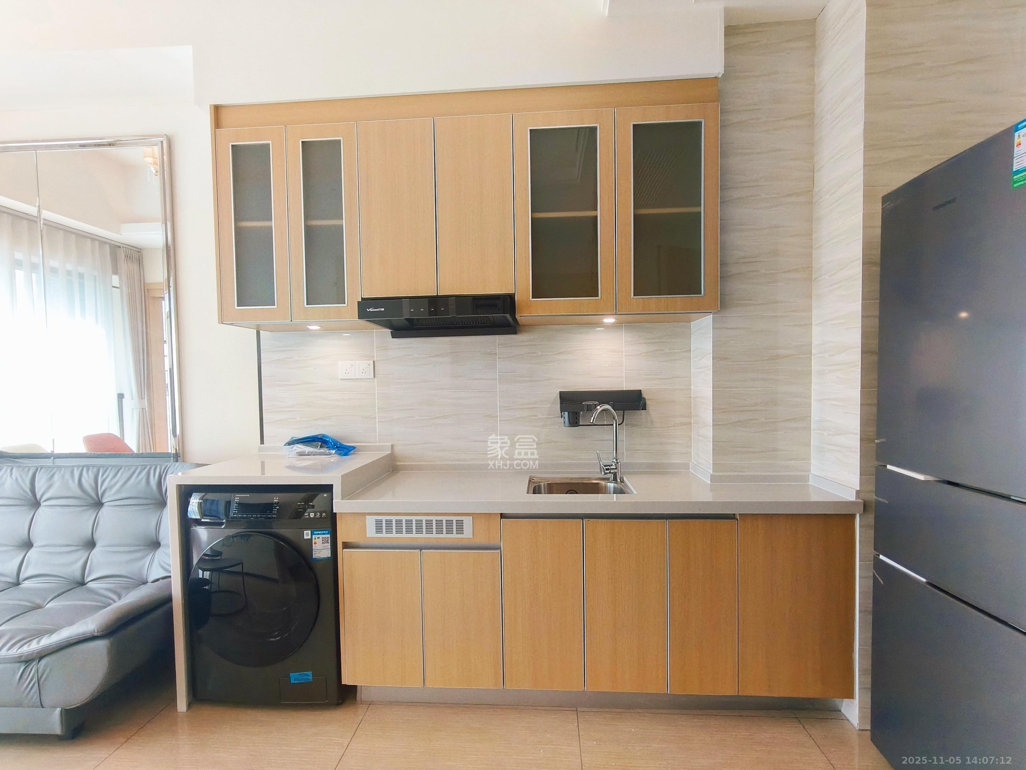 恒大珺悦府 1室1厅1卫 2500.0元/月 恒大珺悦府 1室1厅1卫 2500.0元/月室内图