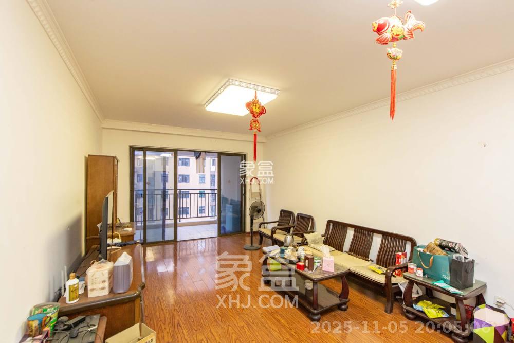 德润小区（丰升德润小区）  4室2厅2卫    2600.0元/月室内图