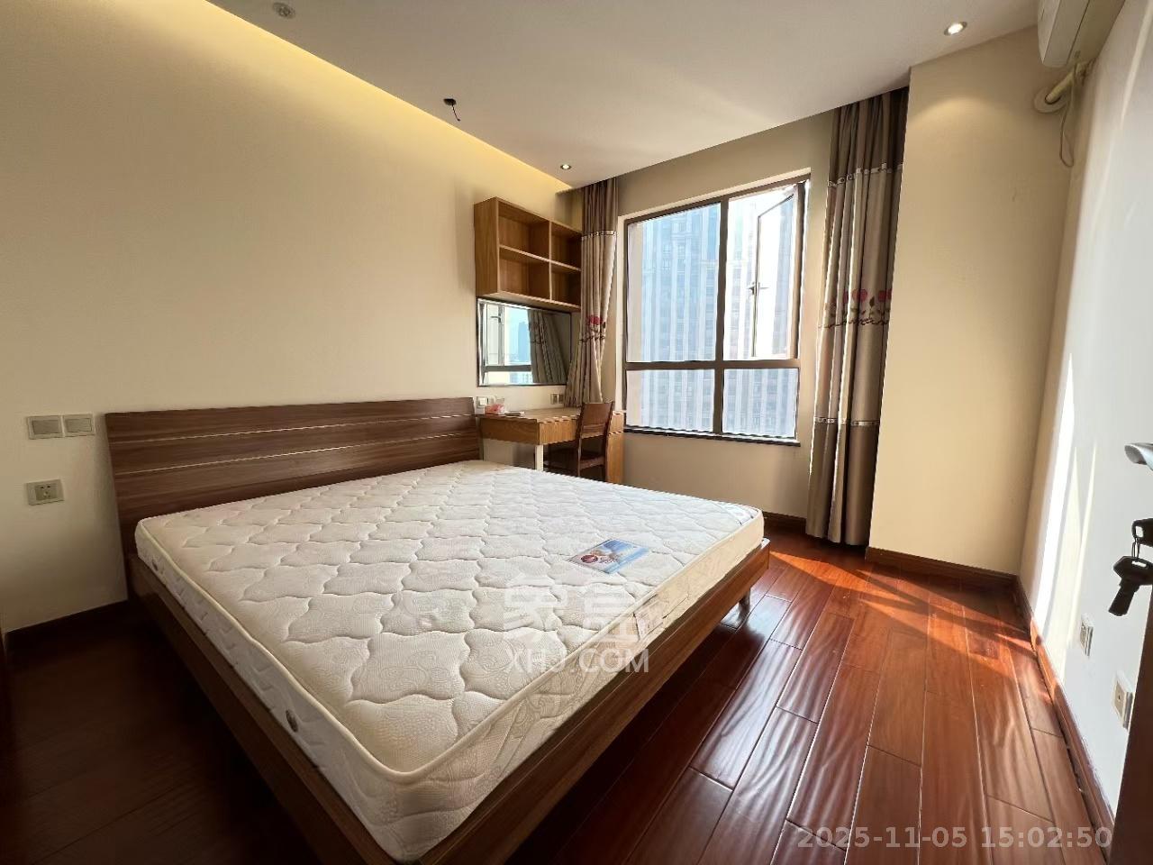 世茂铂翠湾一期 2室2厅1卫 3000.0元/月 世茂铂翠湾一期 2室2厅1卫 3000.0元/月室内图