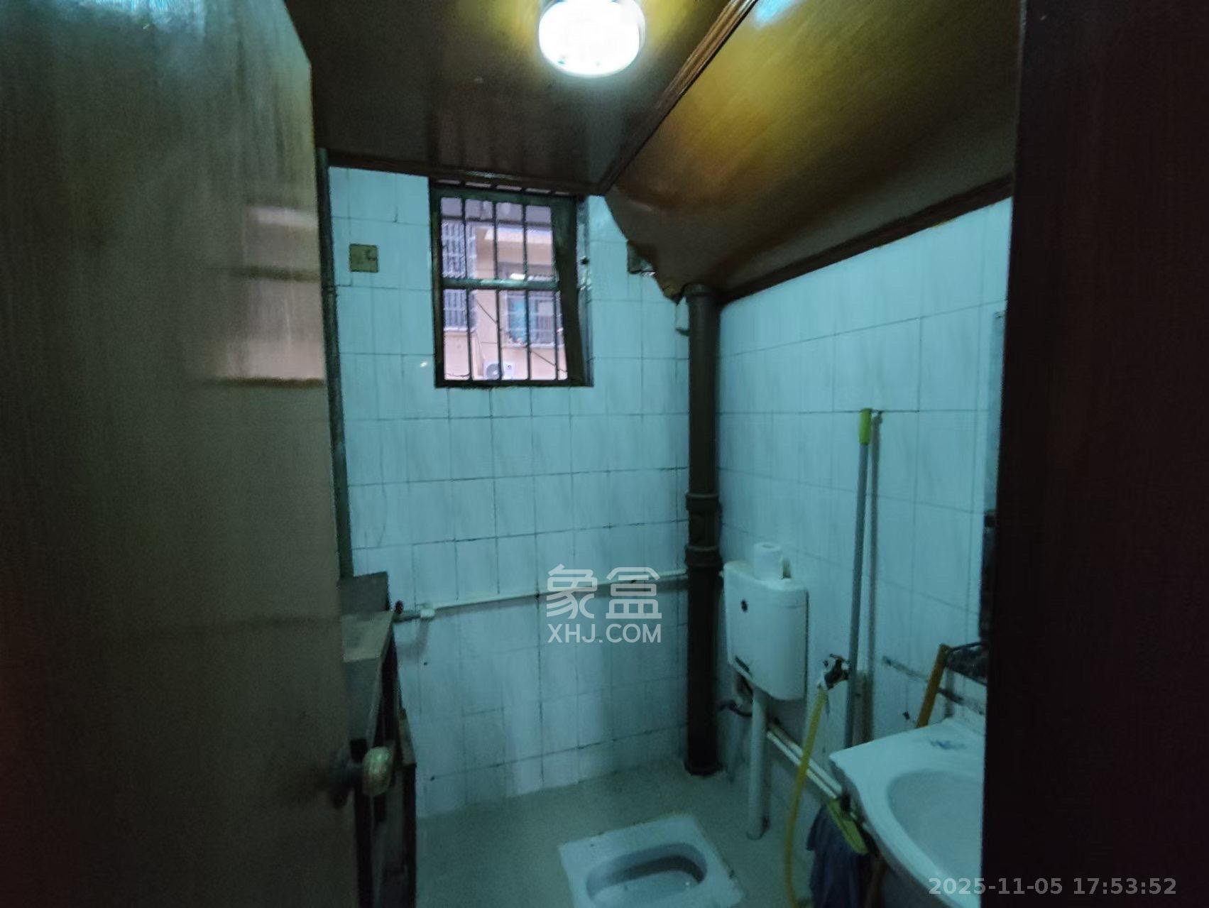 雅泰花园 2室1厅1卫 1800.0元/月 雅泰花园 2室1厅1卫 1800.0元/月室内图