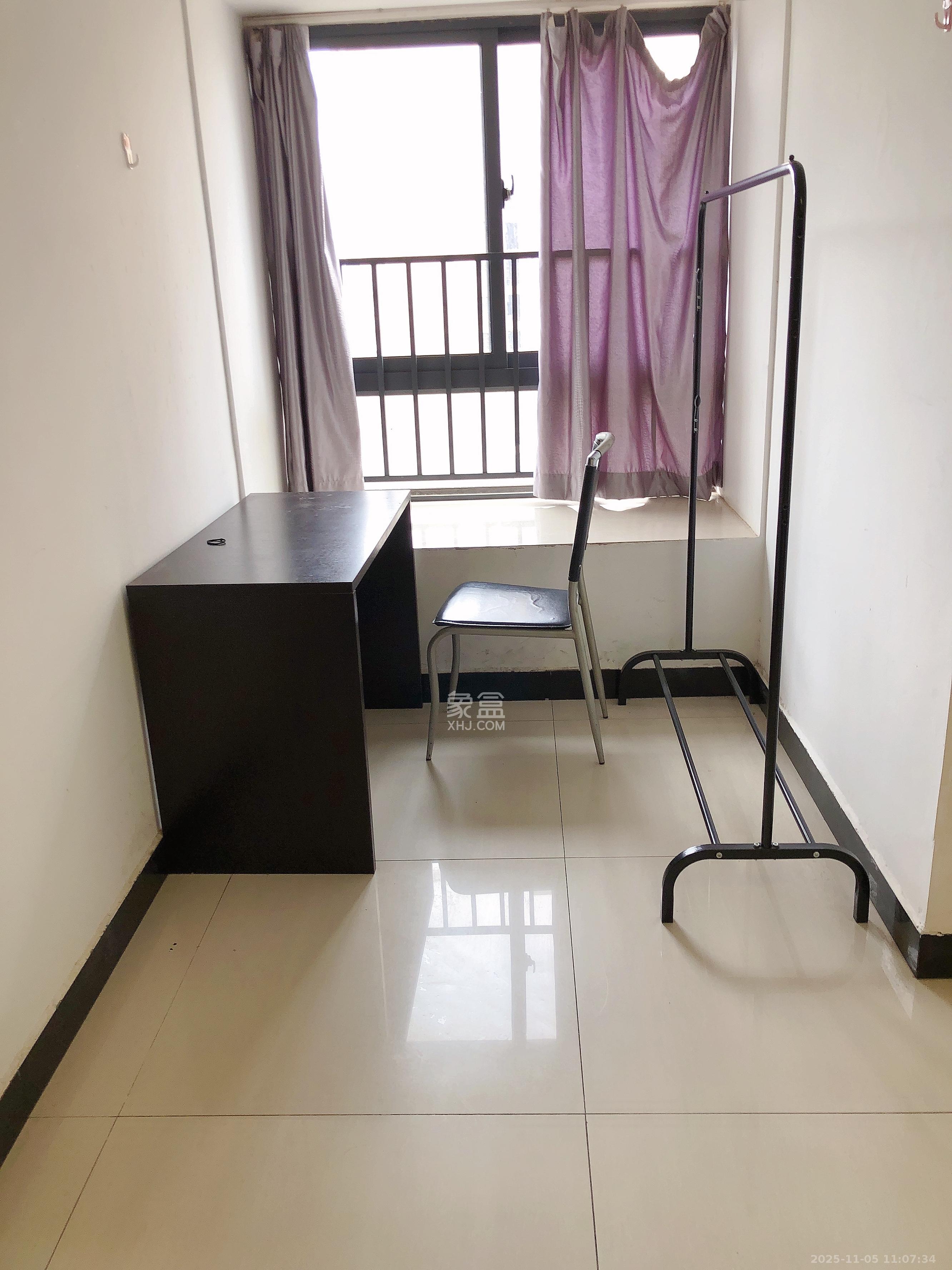 上峰苑(兰亭玥岛) 1室0厅1卫 1500.0元/月 上峰苑(兰亭玥岛) 1室0厅1卫 1500.0元/月室内图