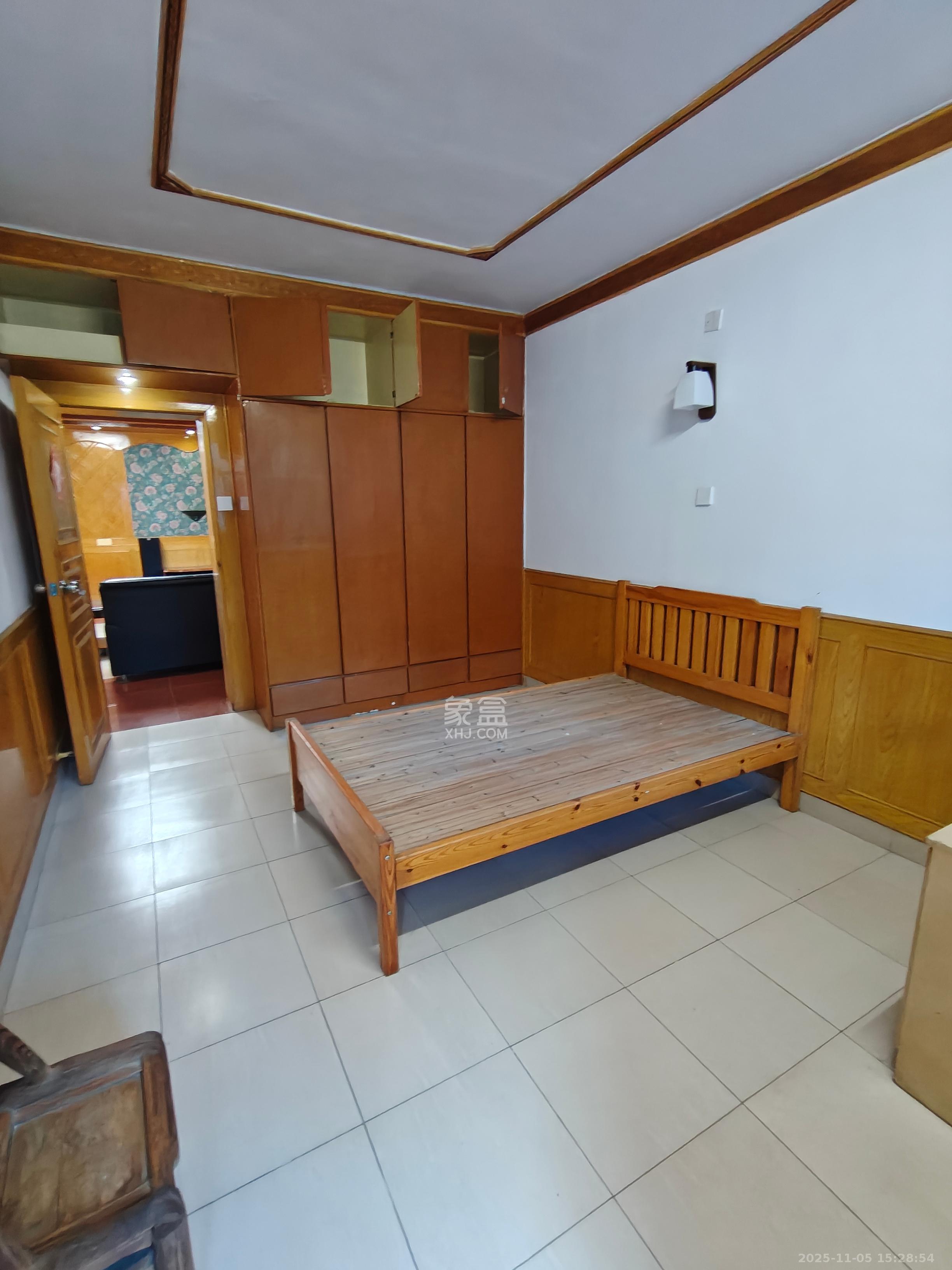 建安小区  3室2厅1卫    1550.0元/月室内图