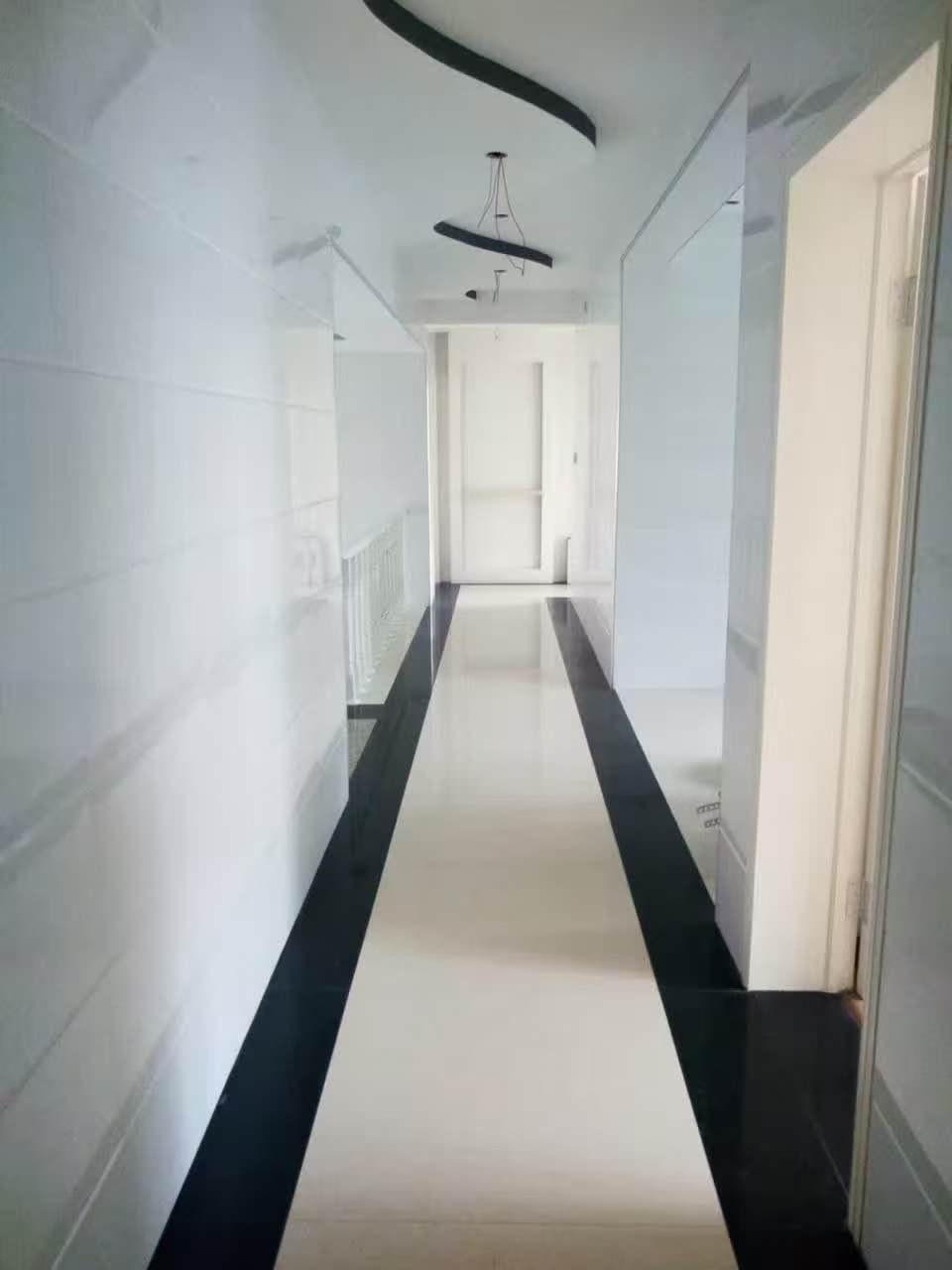 君悦华府 4室2厅2卫 63.8万 君悦华府 4室2厅2卫 63.8万客厅