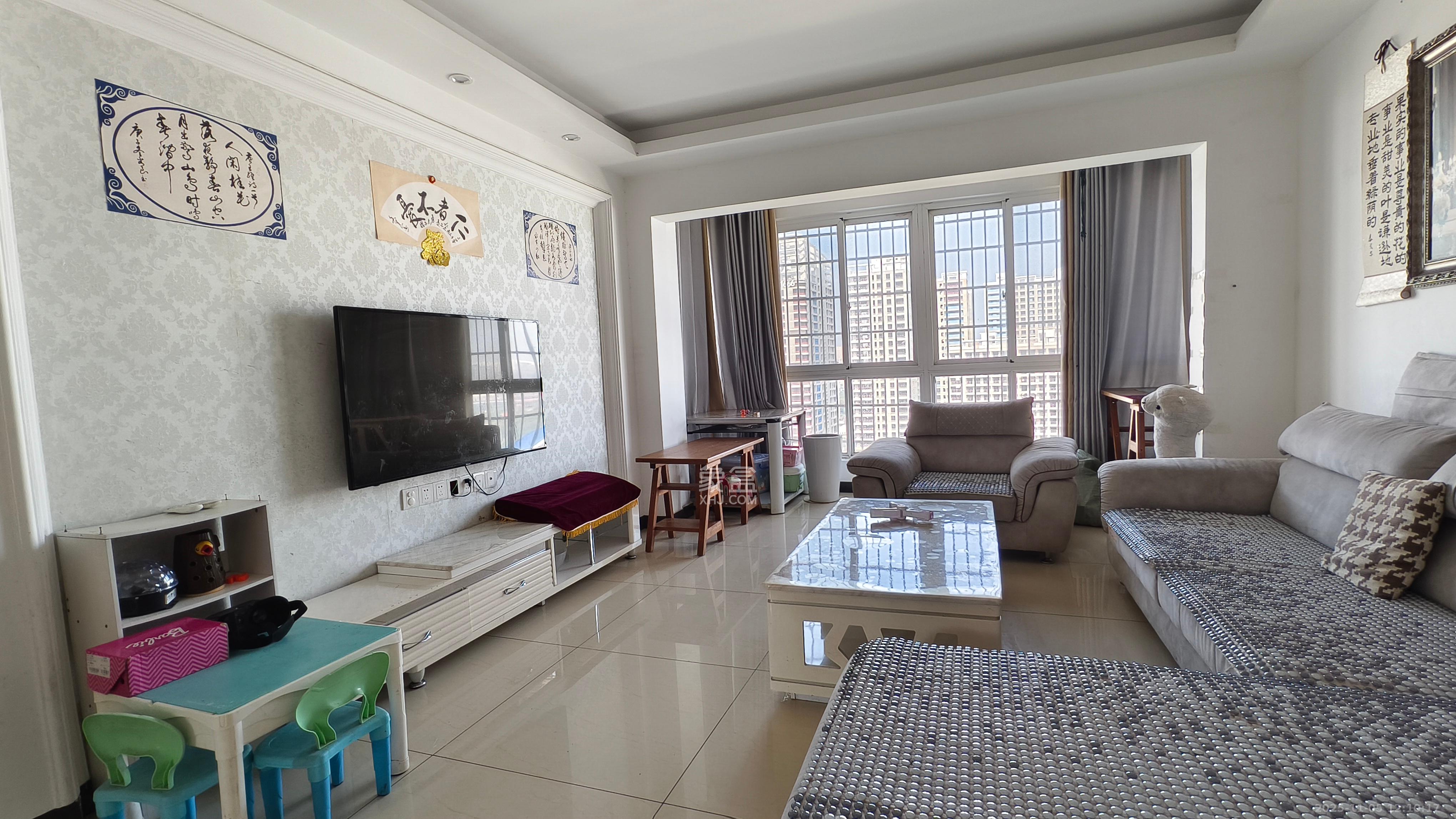 时代星城  3室2厅2卫    2400.0元/月室内图