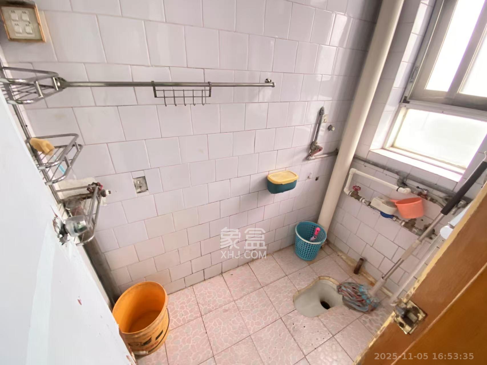 省交通科学研究院 2室1厅1卫 1200.0元/月 省交通科学研究院 2室1厅1卫 1200.0元/月室内图