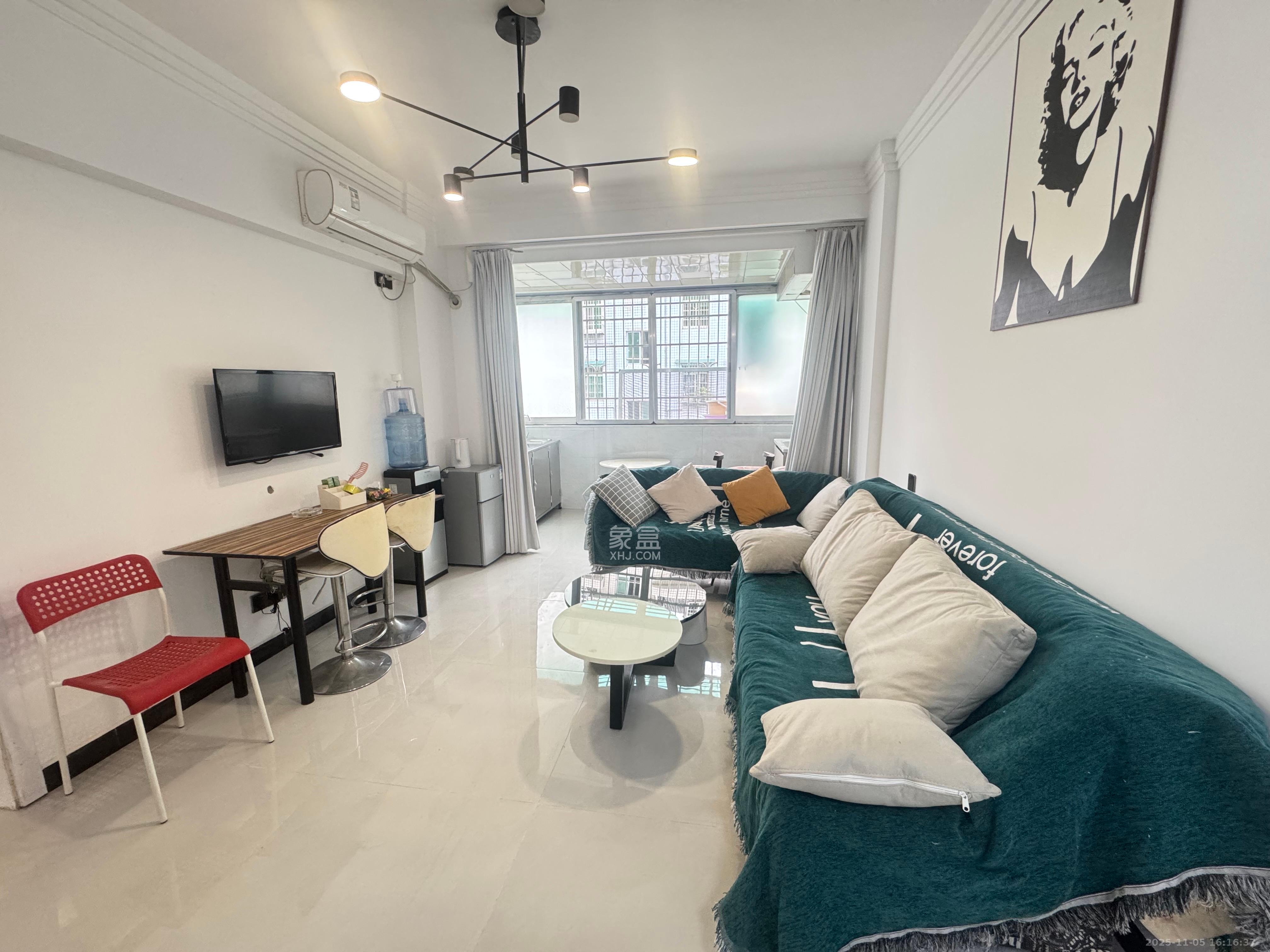 扬帆小区 1室1厅1卫 1900.0元/月 扬帆小区 1室1厅1卫 1900.0元/月室内图