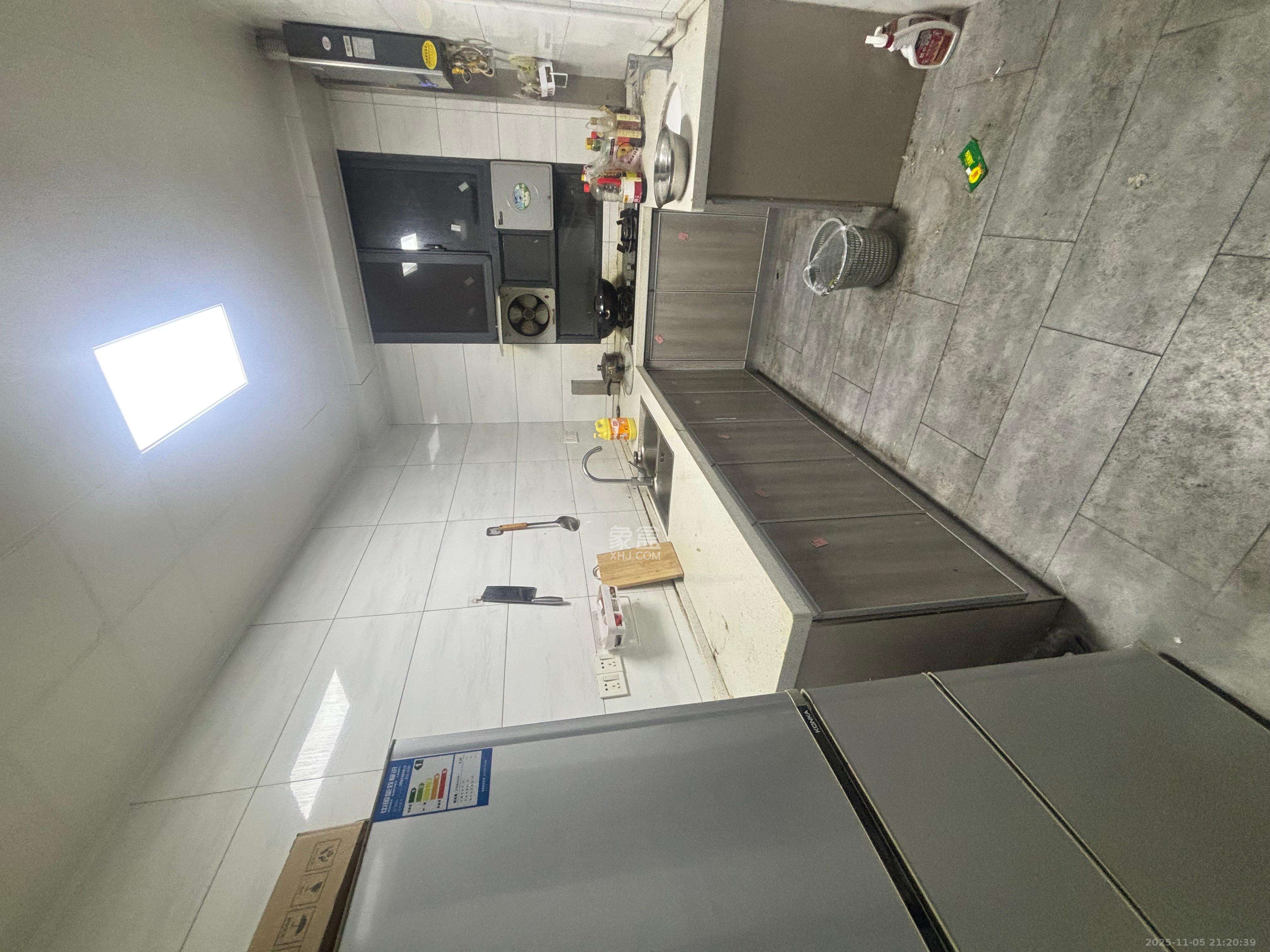 人民新村  2室1厅1卫    1600.0元/月室内图