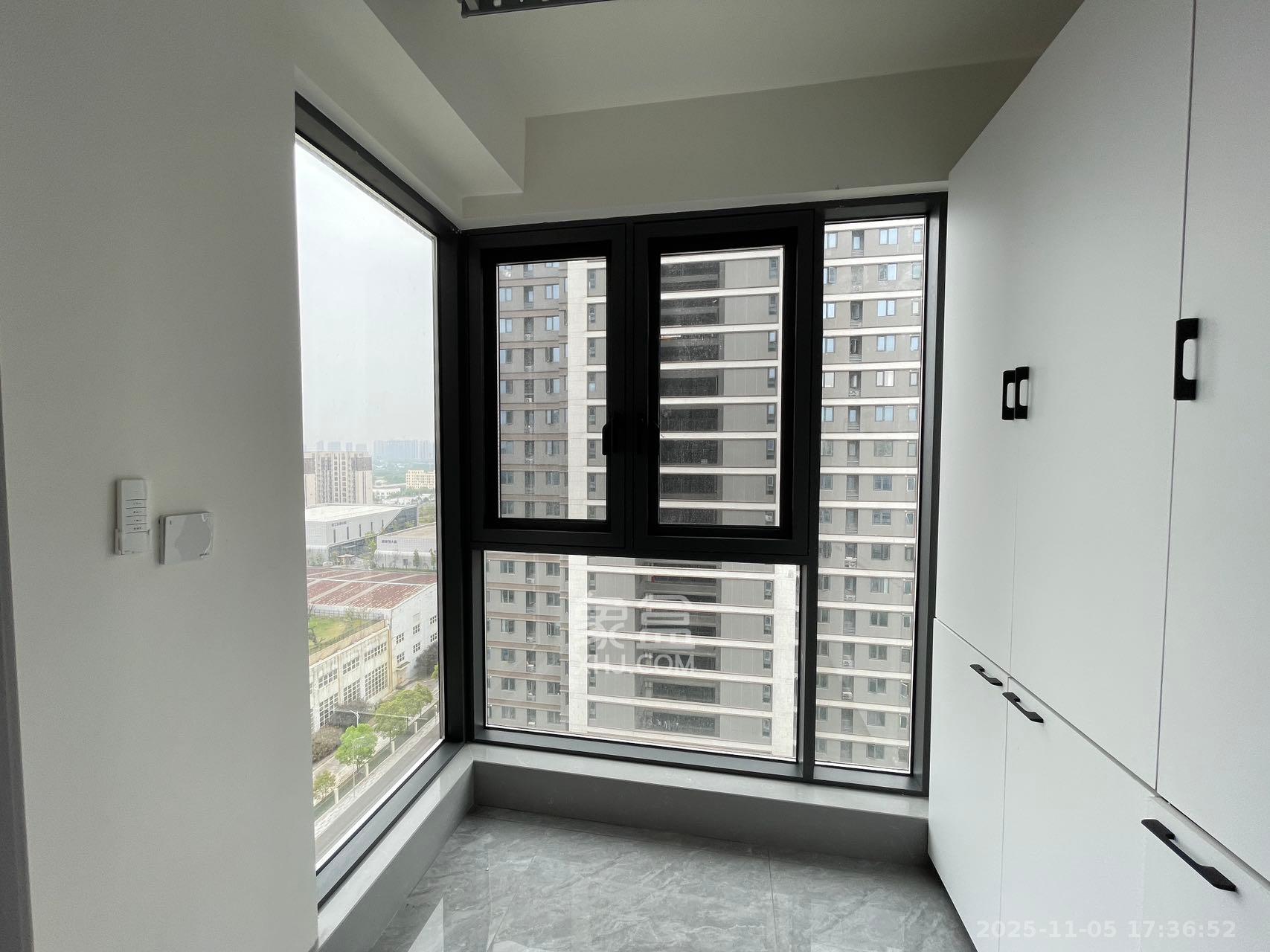 融创会展上东区 3室2厅2卫 2200.0元/月 融创会展上东区 3室2厅2卫 2200.0元/月室内图