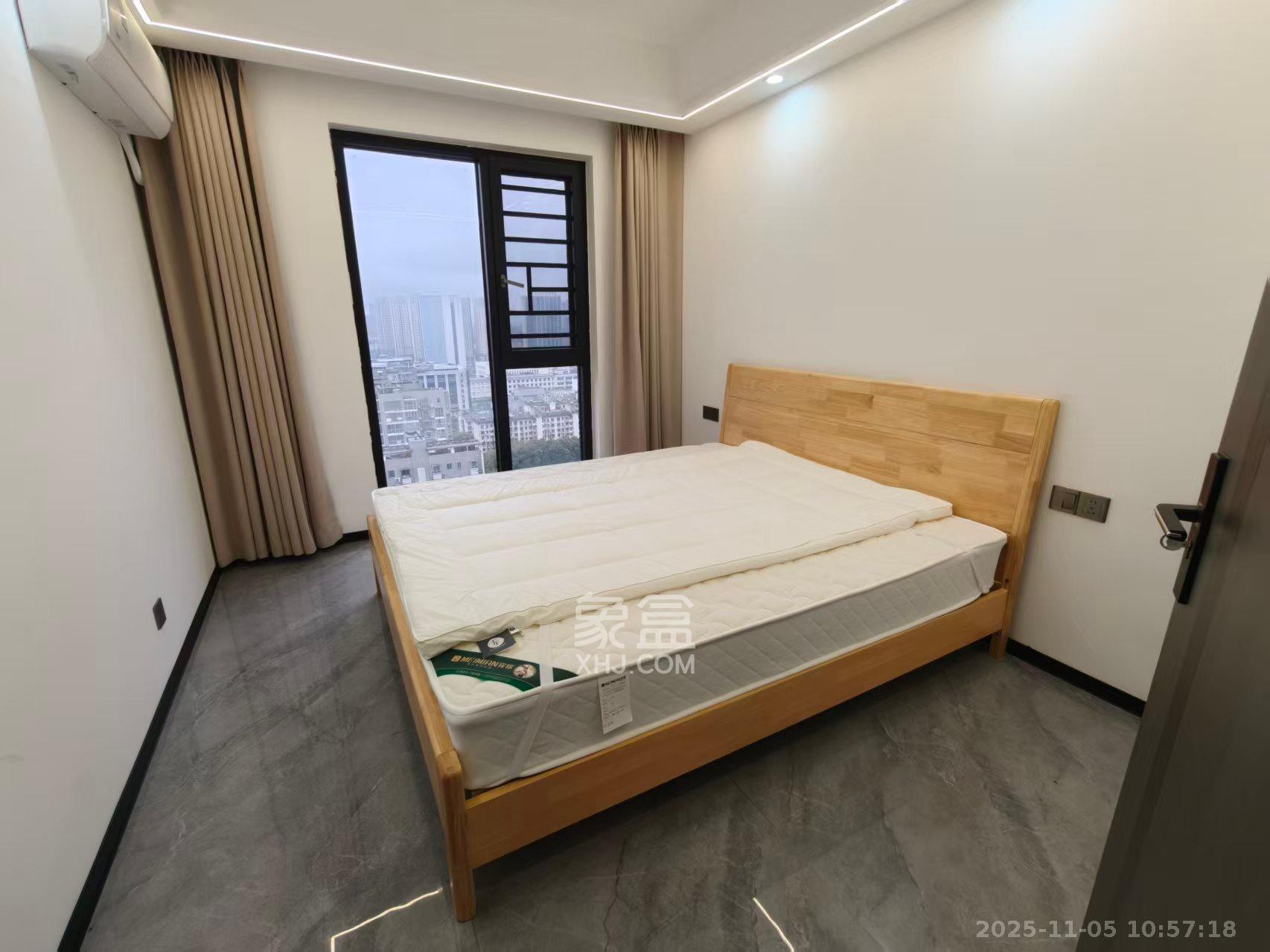 旭辉香樟公馆  3室2厅2卫    3300.0元/月室内图