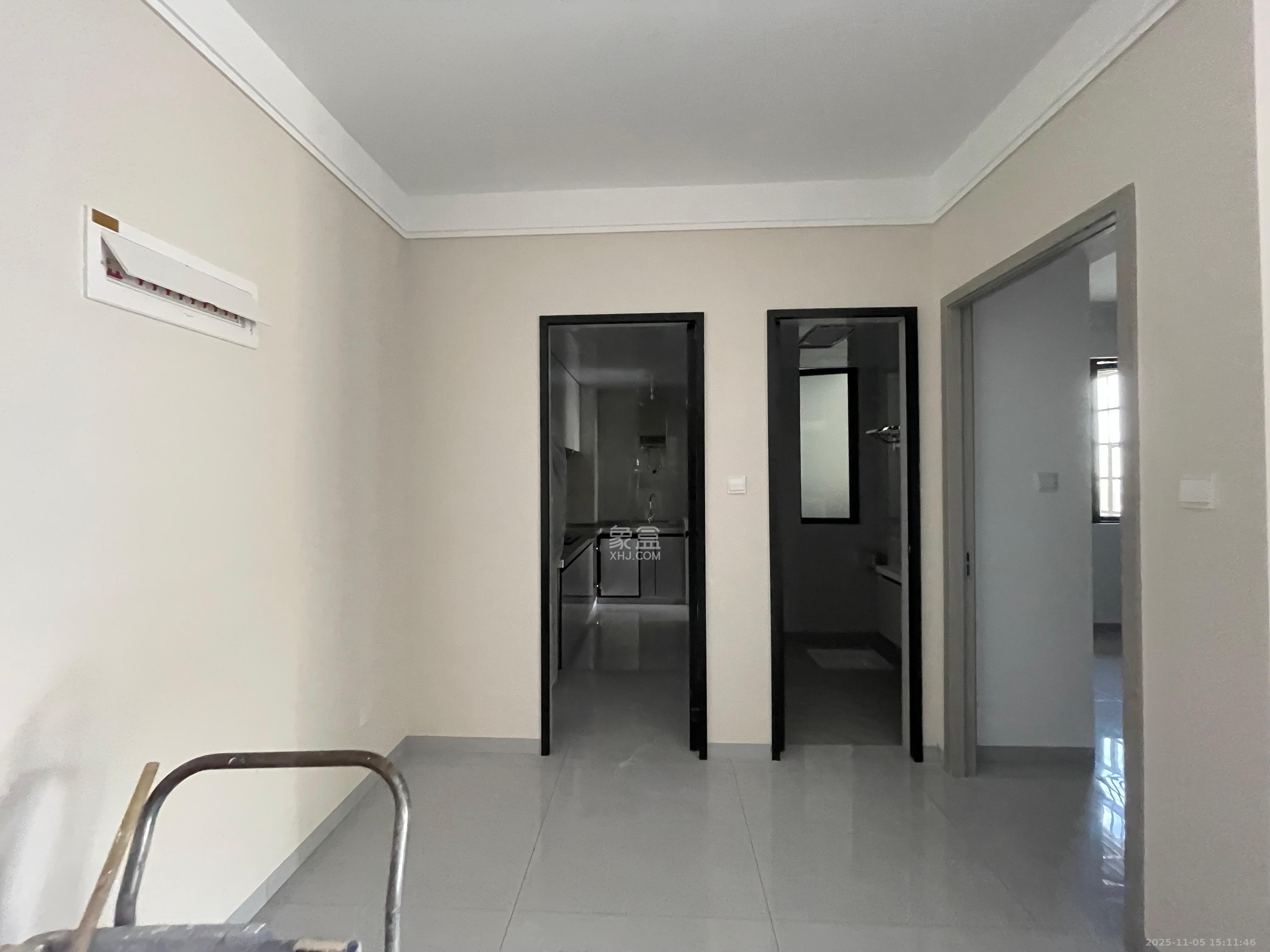 望远嘉苑  1室0厅0卫    2400.0元/月室内图