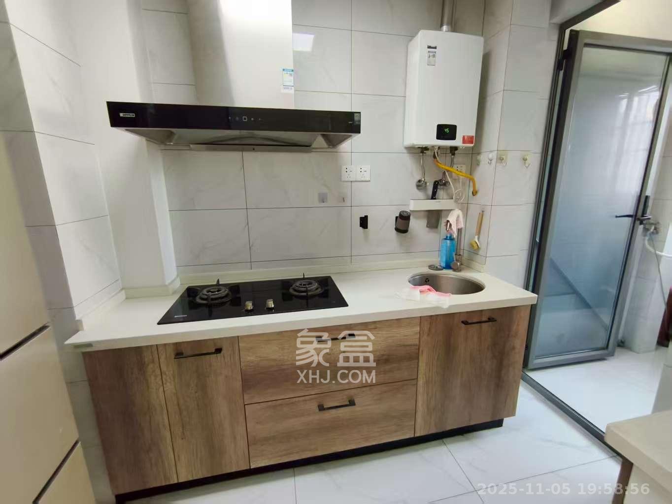 长房八方里（长房公园里）   60.0㎡      2000.0元/月室内图