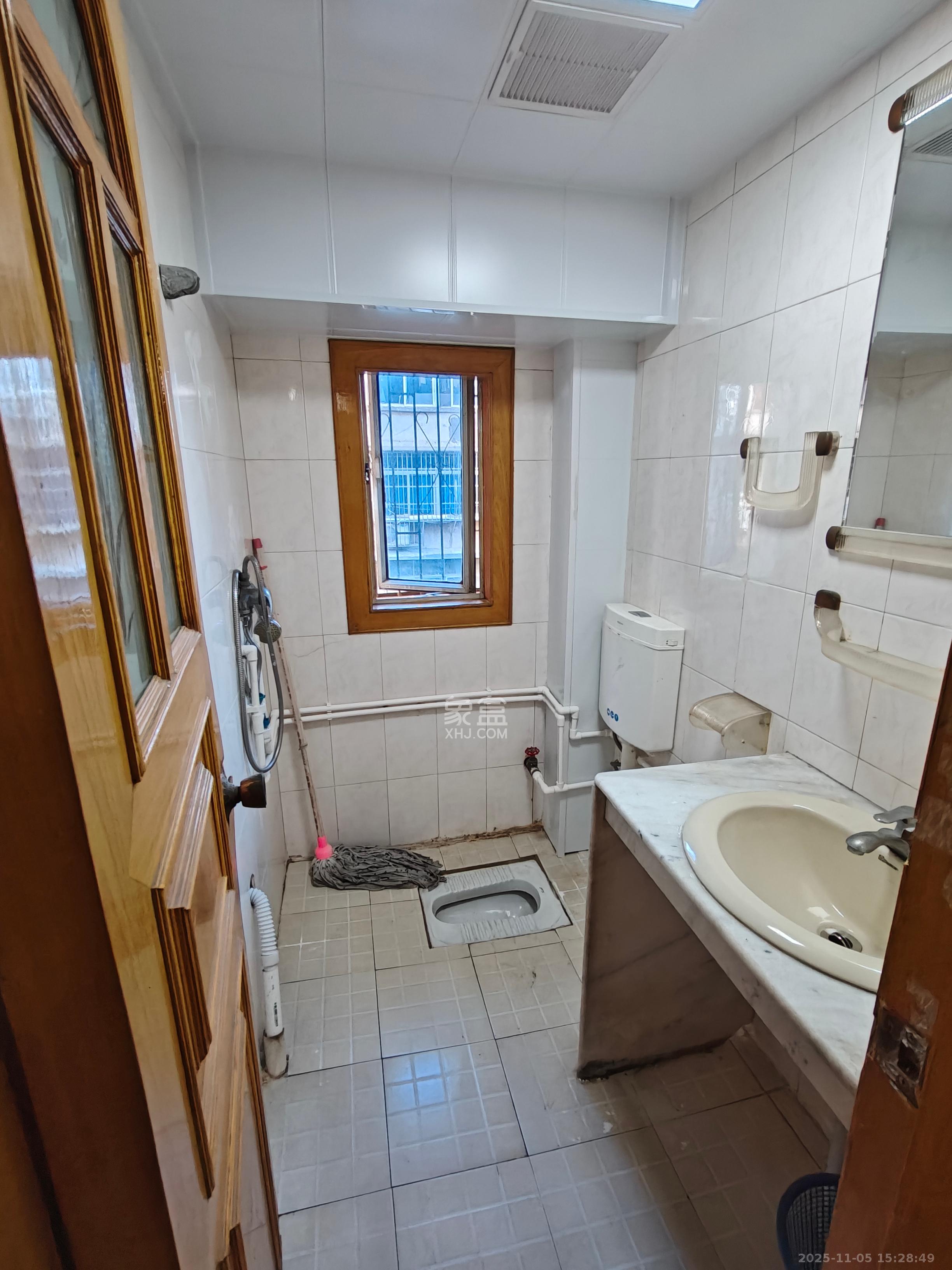 建安小区  3室2厅1卫    1550.0元/月室内图