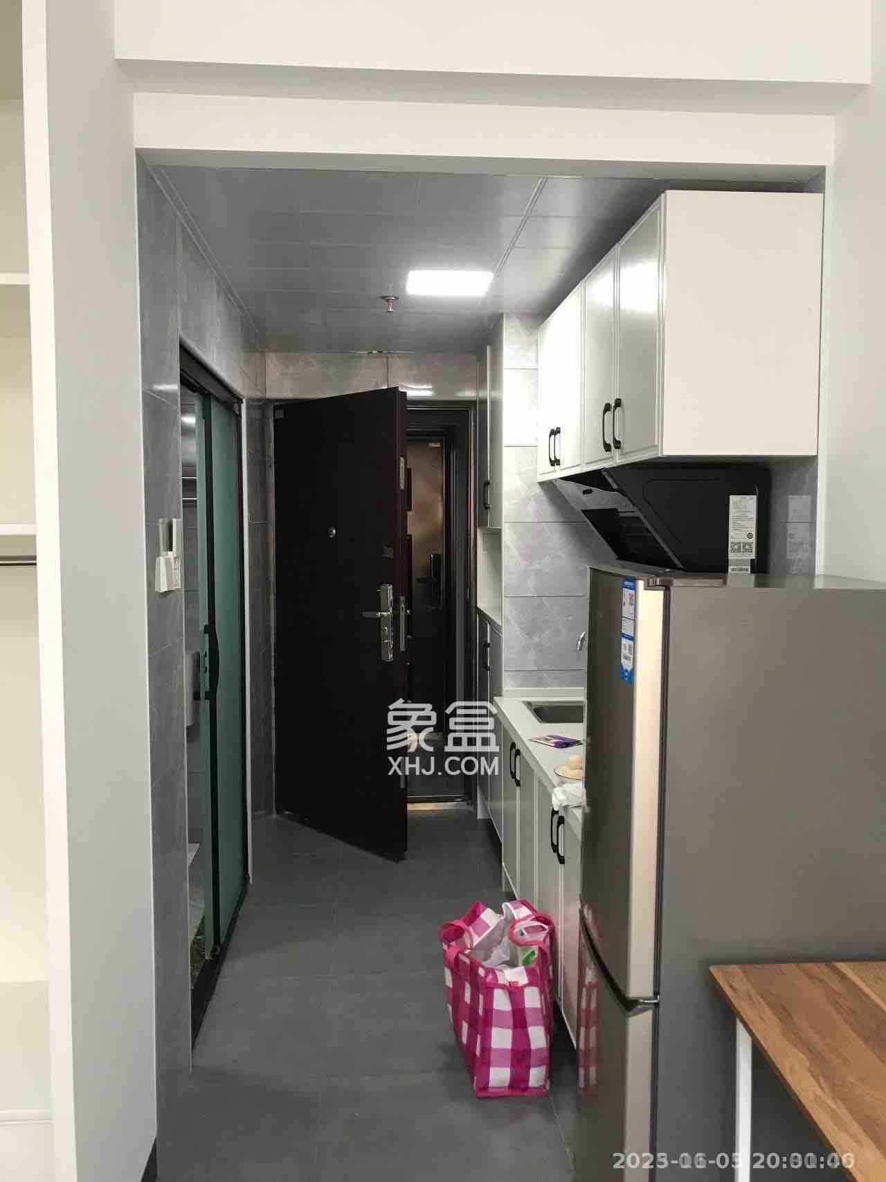 保利麓谷林语I区 1室1厅1卫 1500.0元/月 保利麓谷林语I区 1室1厅1卫 1500.0元/月室内图