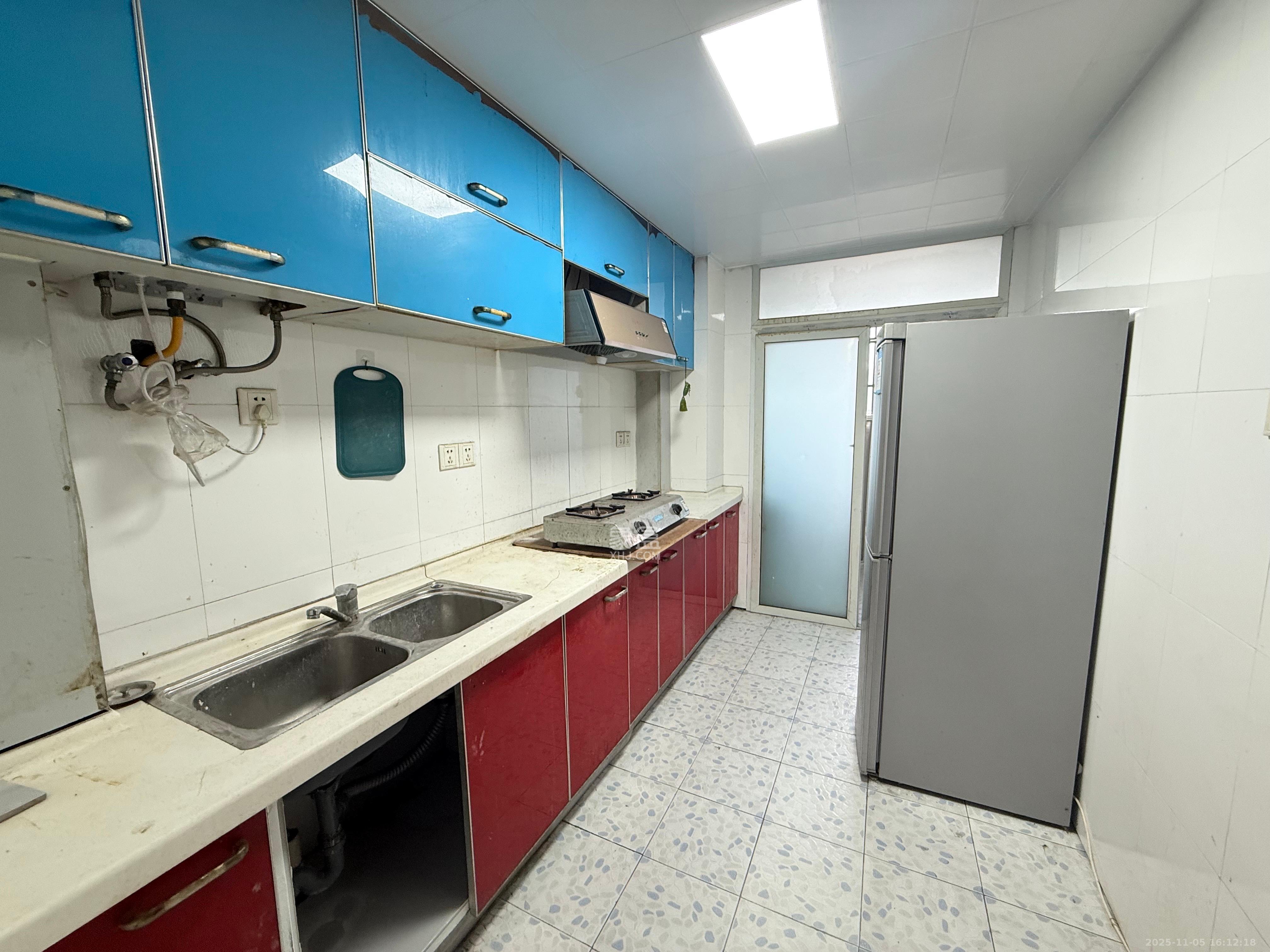 星蓝湾 3室2厅2卫 2600.0元/月 星蓝湾 3室2厅2卫 2600.0元/月室内图